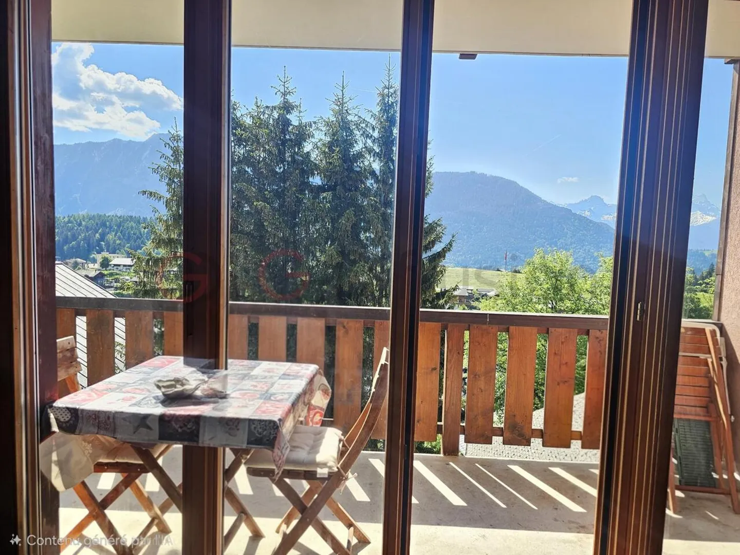 Magnificent 2.5-room apartment with balcony - Photo 3 of 12