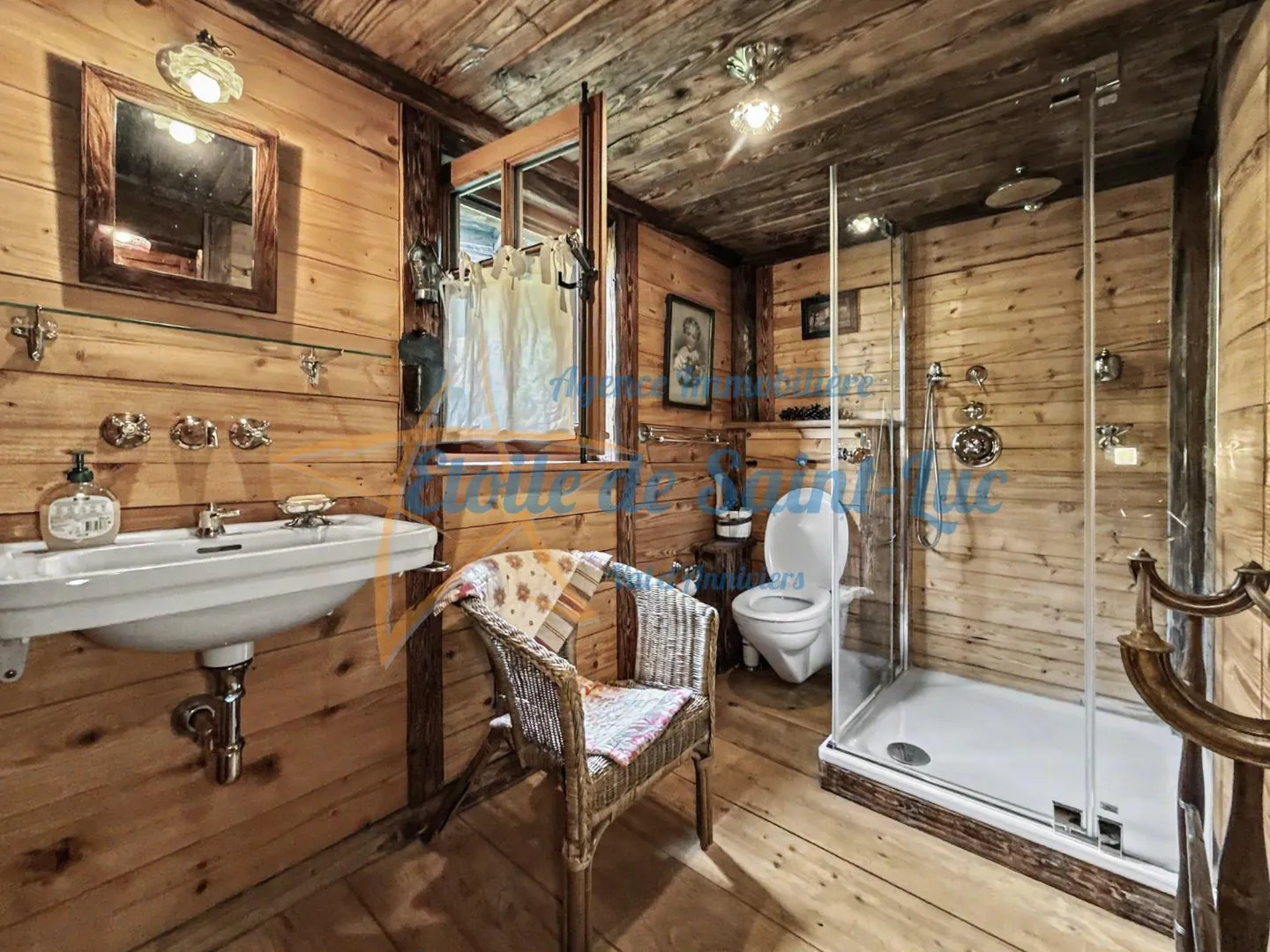 Chalet Charmant avec Deux Raccards - Photo 12 sur 29