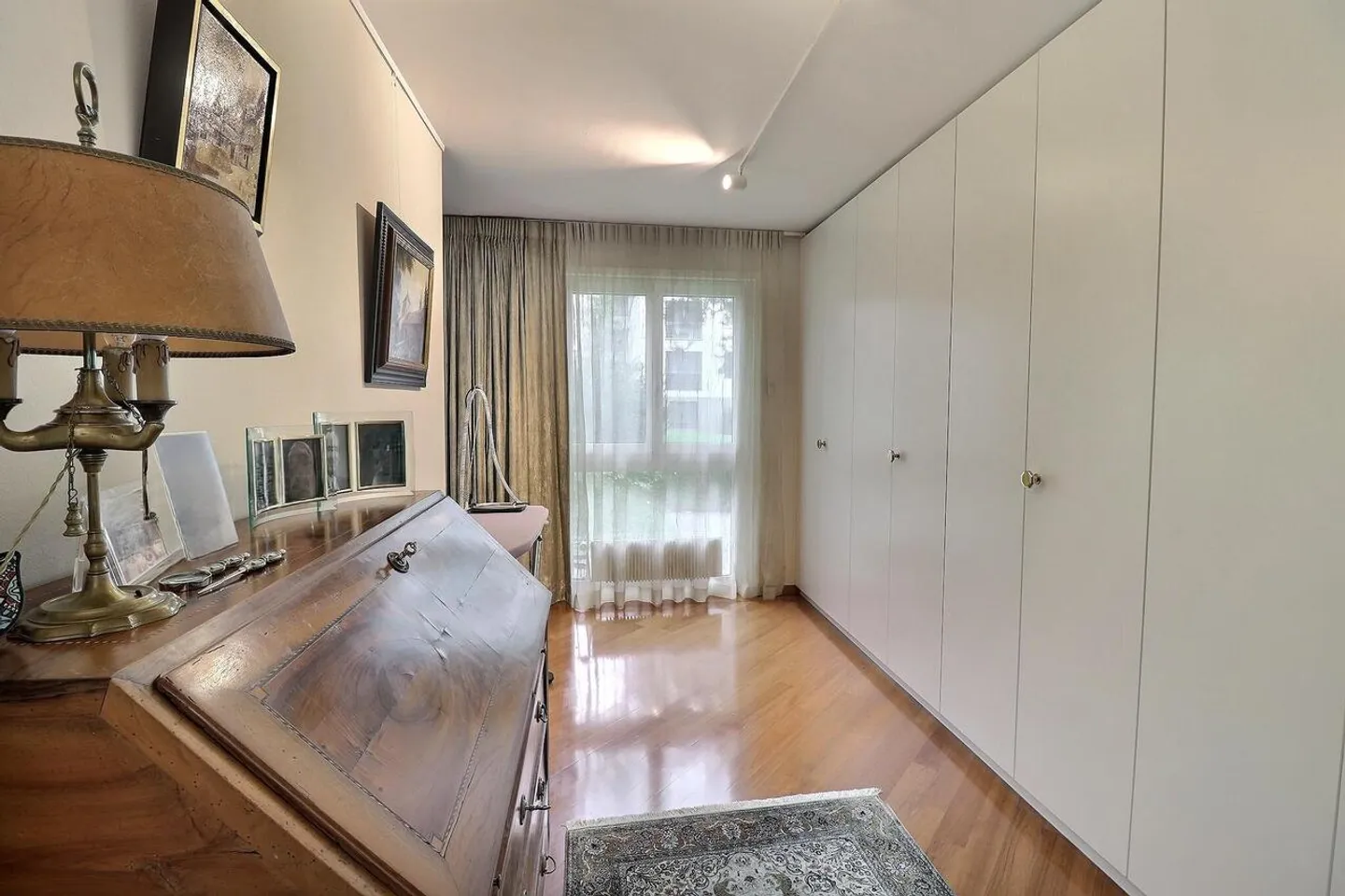 Magnificent apartment with lake view in occupied life annuity without rent - Photo 9 of 15