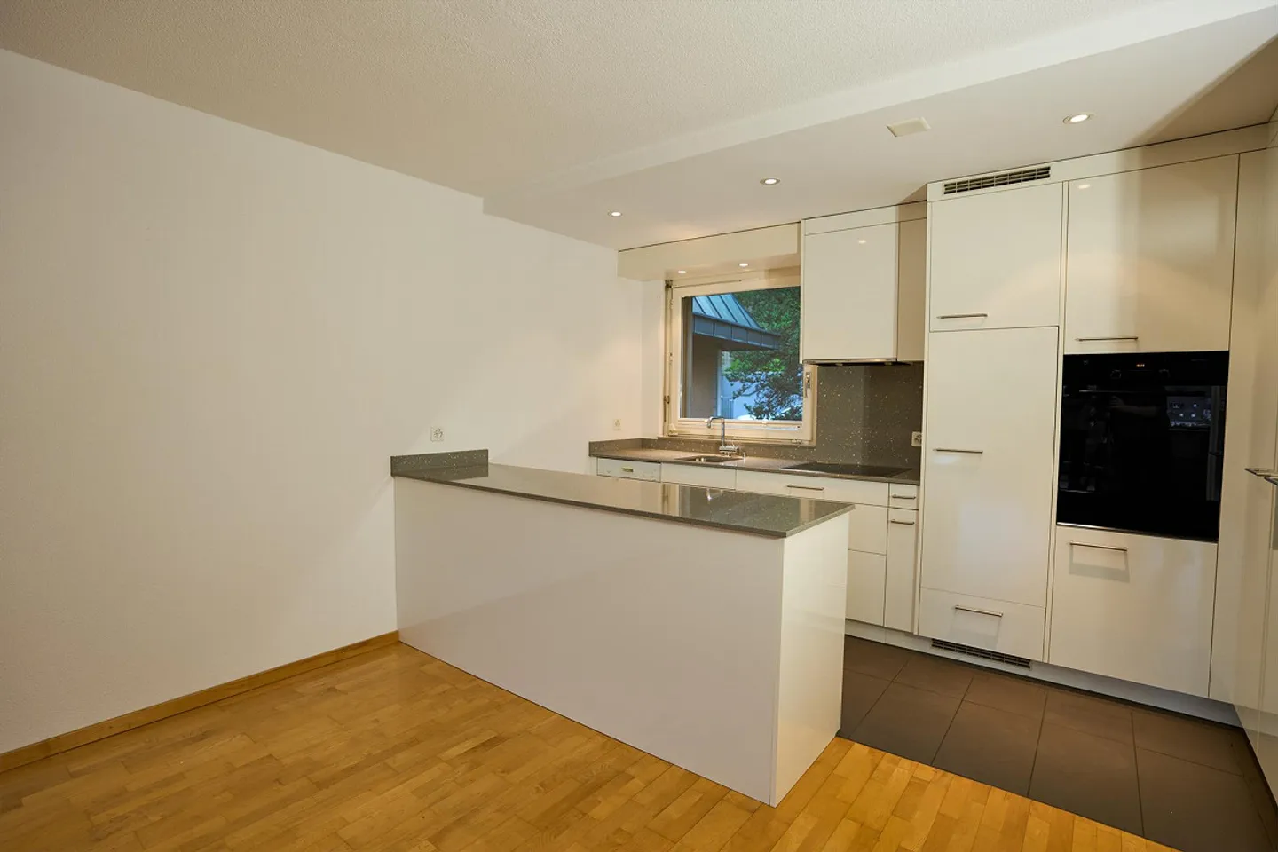 Ampio appartamento di 2,5 stanze a Bramberg con vista sul lago e sulle montagne - Foto 3 di 17