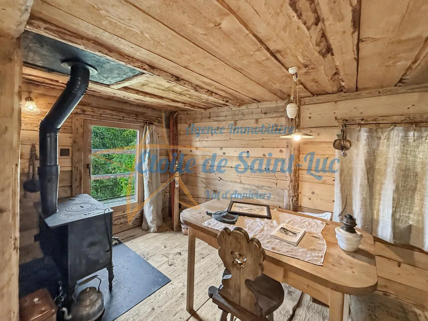 Chalet Charmant avec Deux Raccards - Photo 24 sur 29