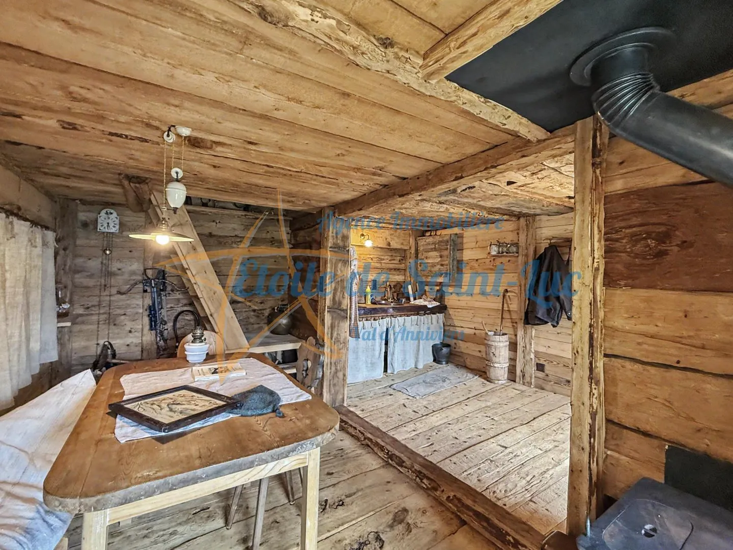 Chalet Charmant avec Deux Raccards - Photo 25 sur 29