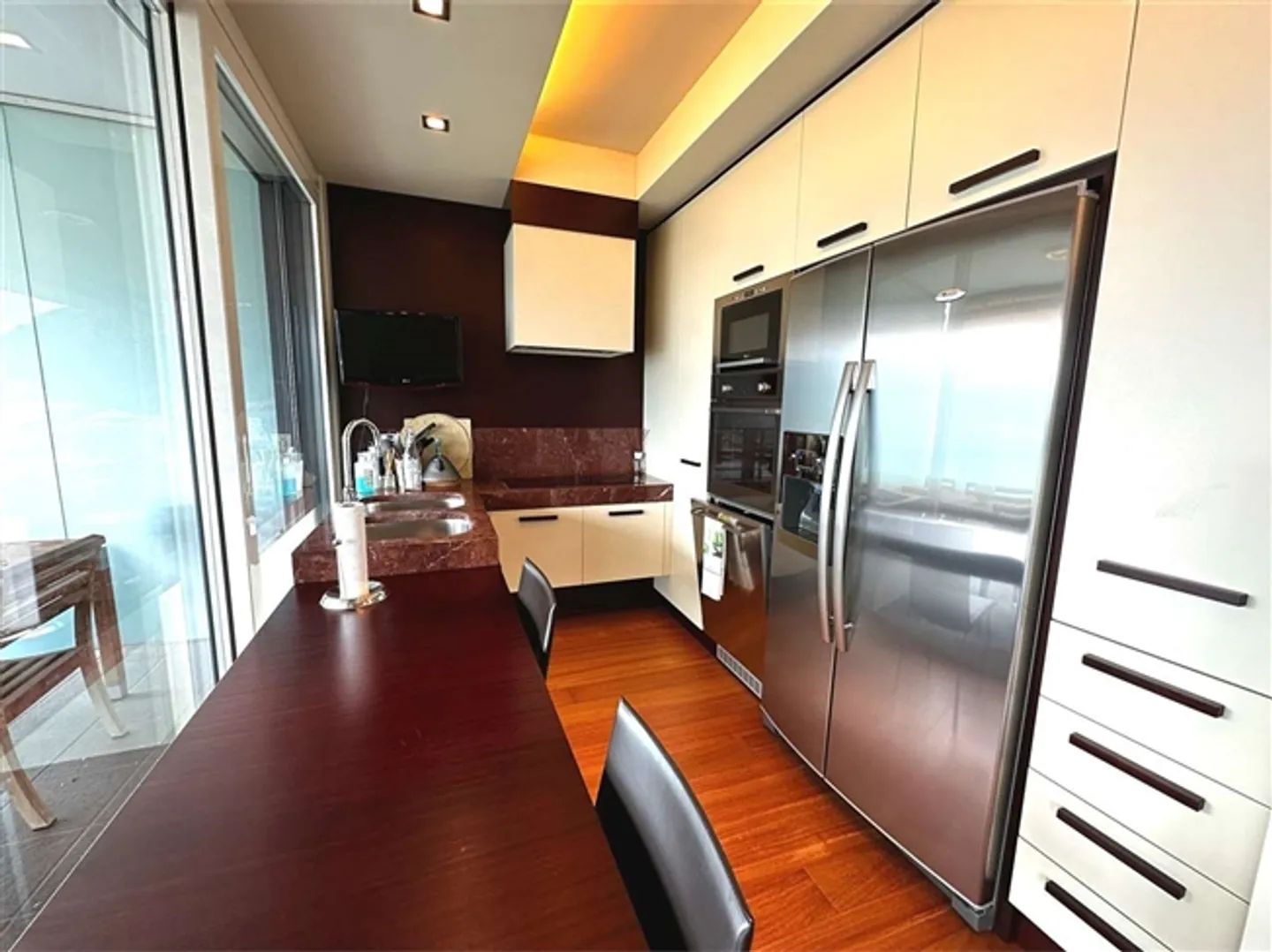 Apartment with terrace and enchanting lake view - Photo 12 of 20