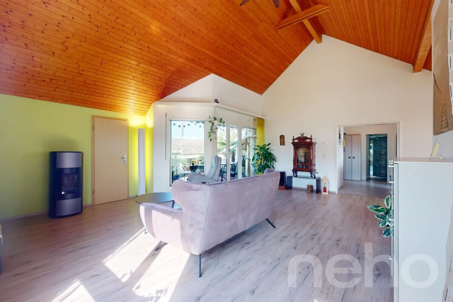 Quiet 4.5-room penthouse with balcony in Kaiseraugst - Photo 4 of 13