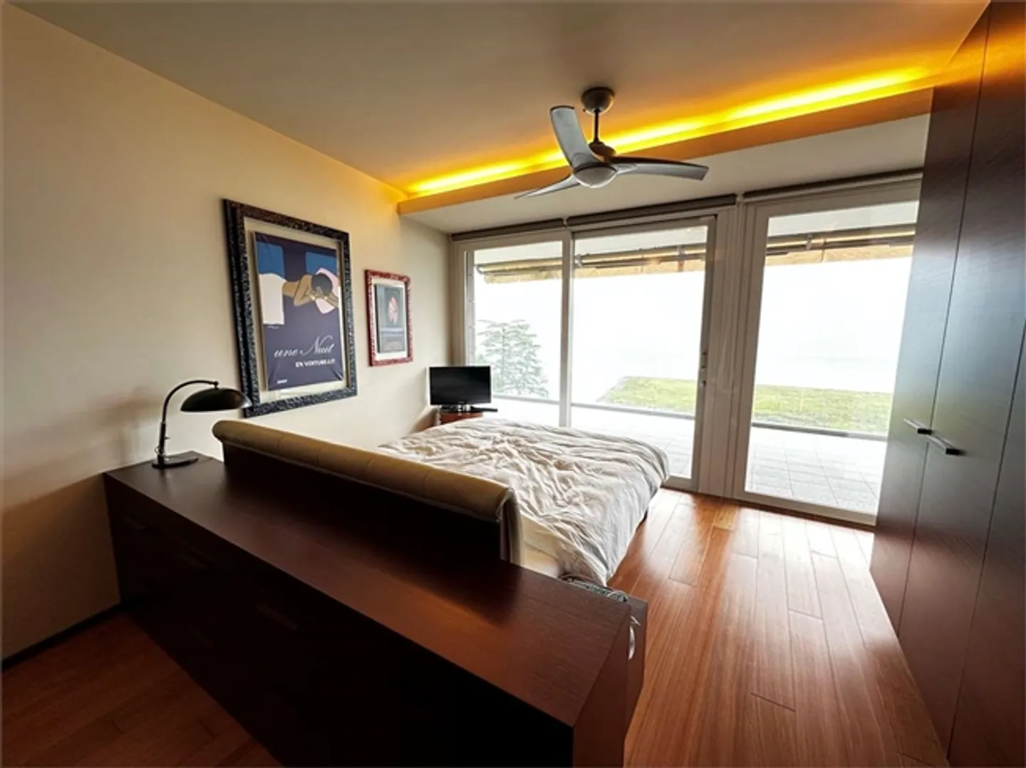 Apartment with terrace and enchanting lake view - Photo 15 of 20