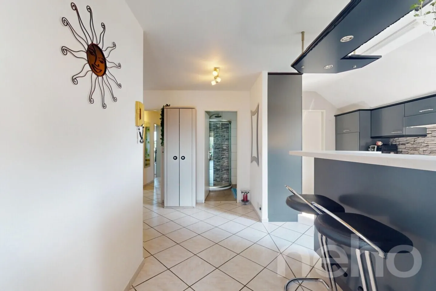 Quiet 4.5-room penthouse with balcony in Kaiseraugst - Photo 9 of 13