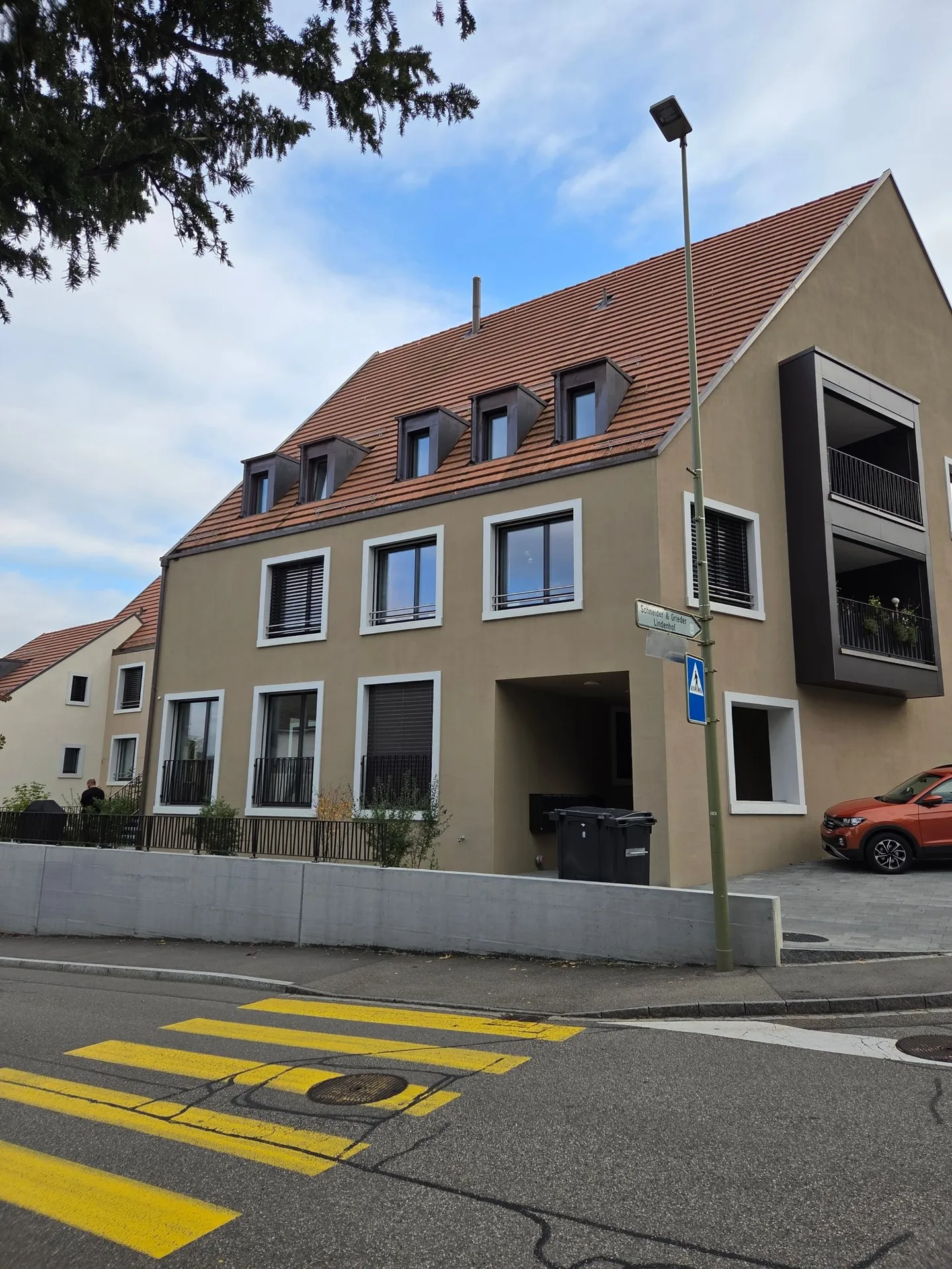 Appartamento moderno di 2,5 stanze al piano terra a Pfeffingen, in posizione centrale - Foto 1 di 8