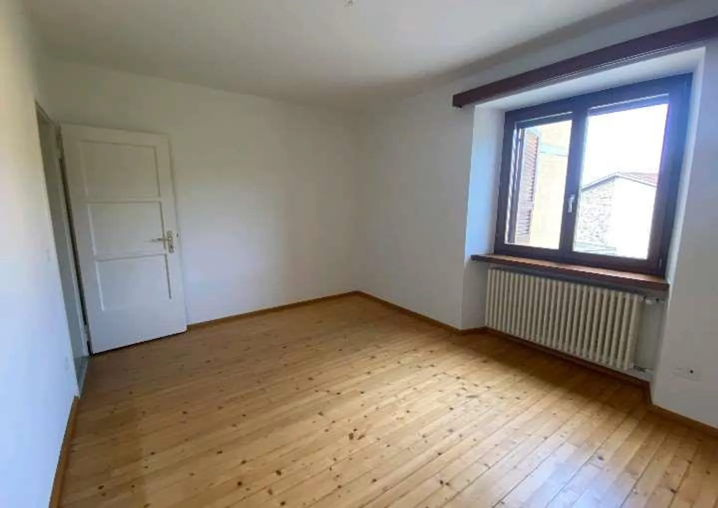 3.5 Locali ristrutturati a Dino - Posizione strategica, subito disponibile - Foto 1 di 7