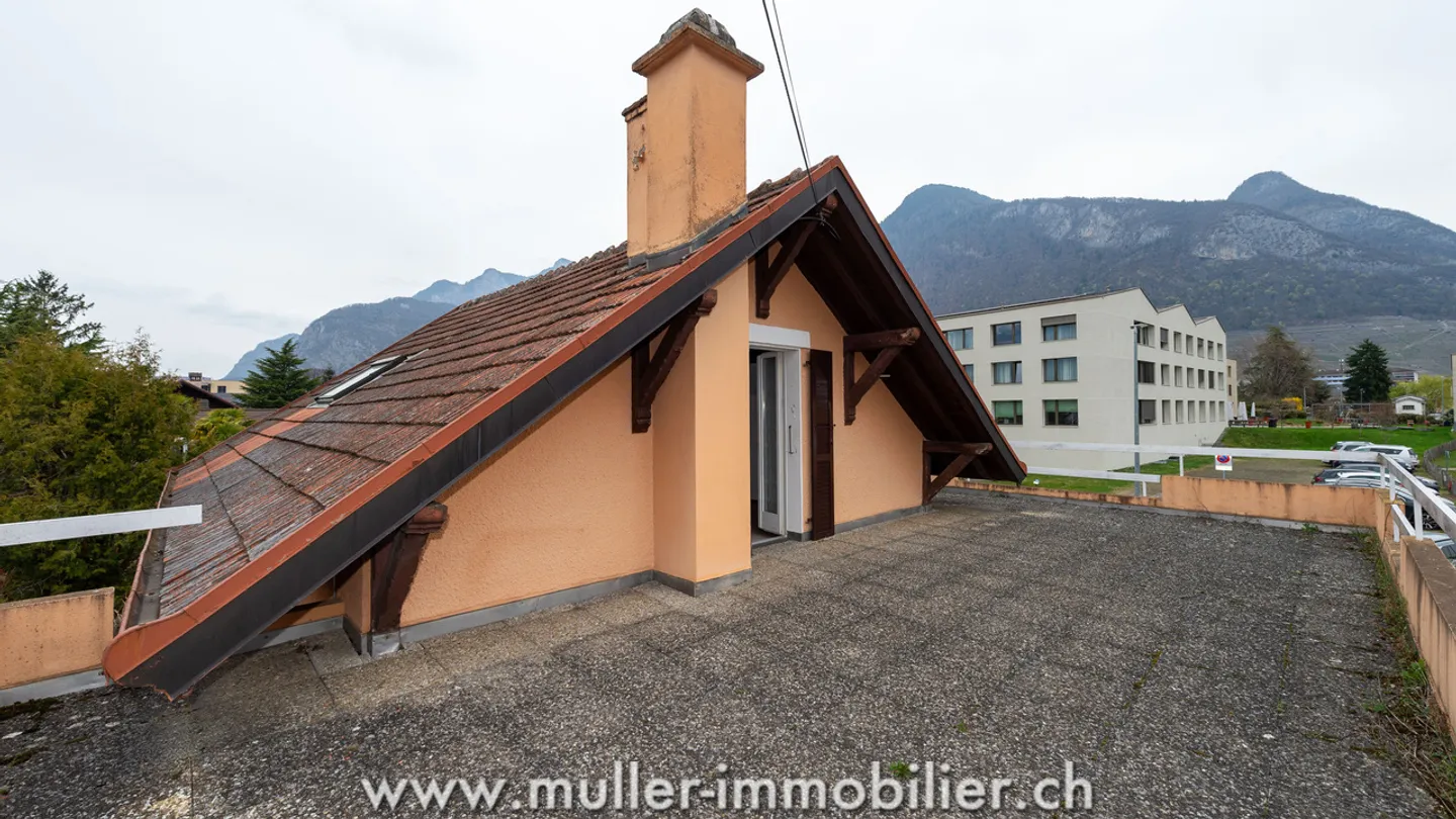 Charming villa with garden in the Sous-gare district of Aigle - Photo 11 of 15