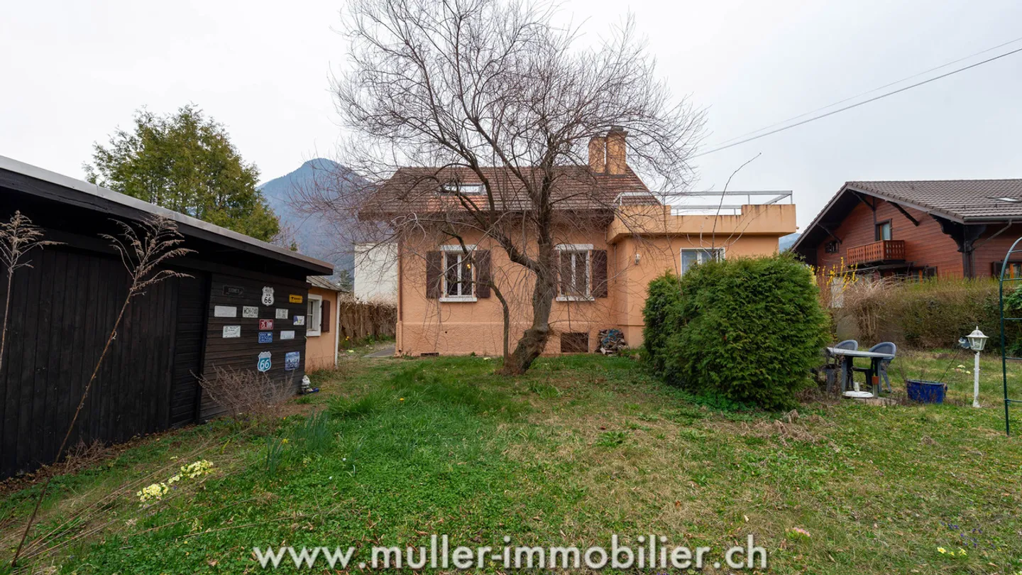 Charming villa with garden in the Sous-gare district of Aigle - Photo 14 of 15