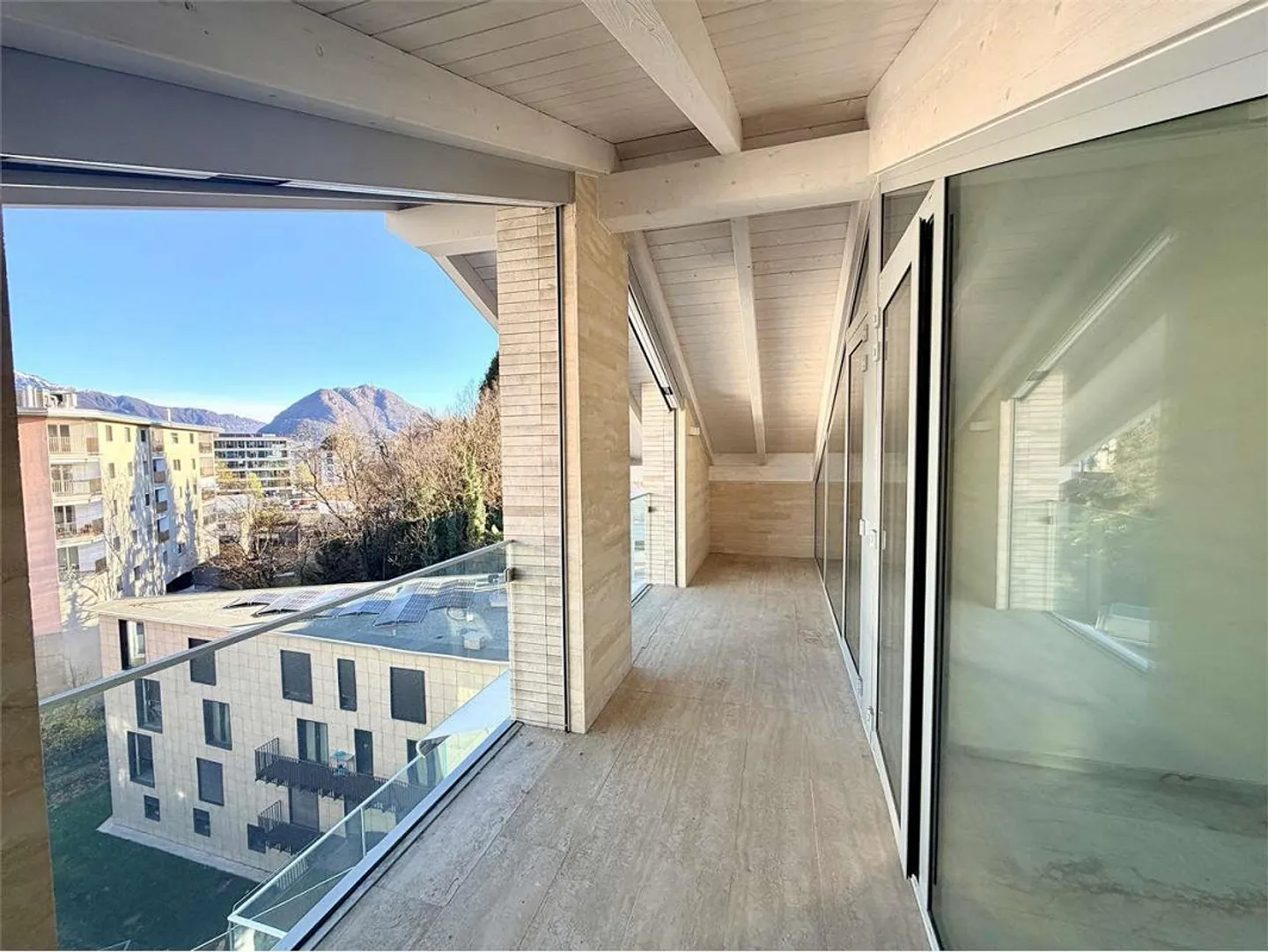 Modern 3.5-room attic for rent - Photo 1 of 8