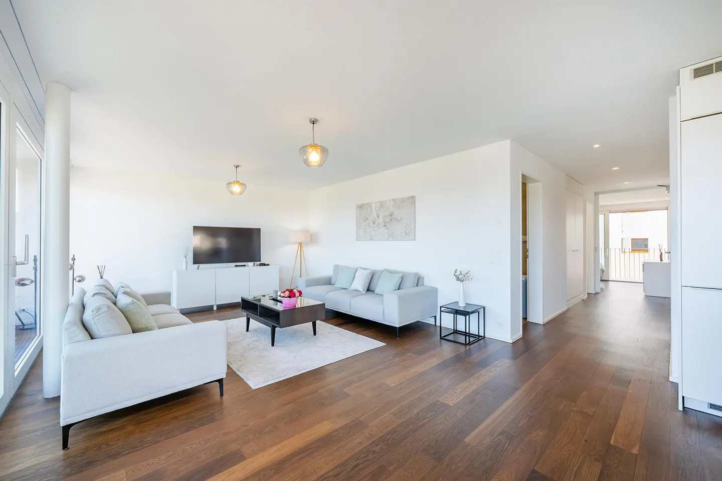 Modernes Mehrfamilienhaus mit Seesicht - Foto 3 von 13