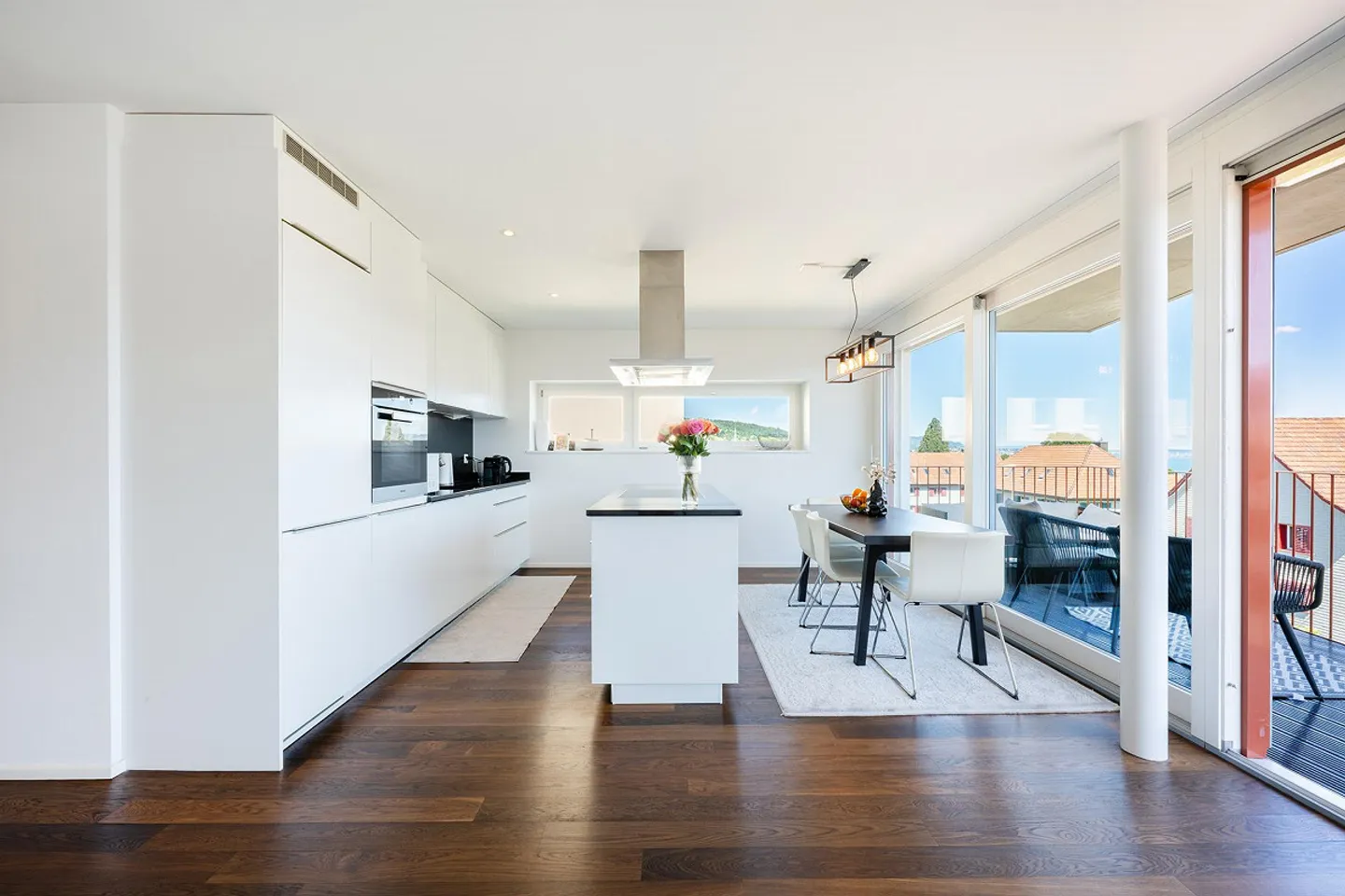 Modernes Mehrfamilienhaus mit Seesicht - Foto 4 von 13