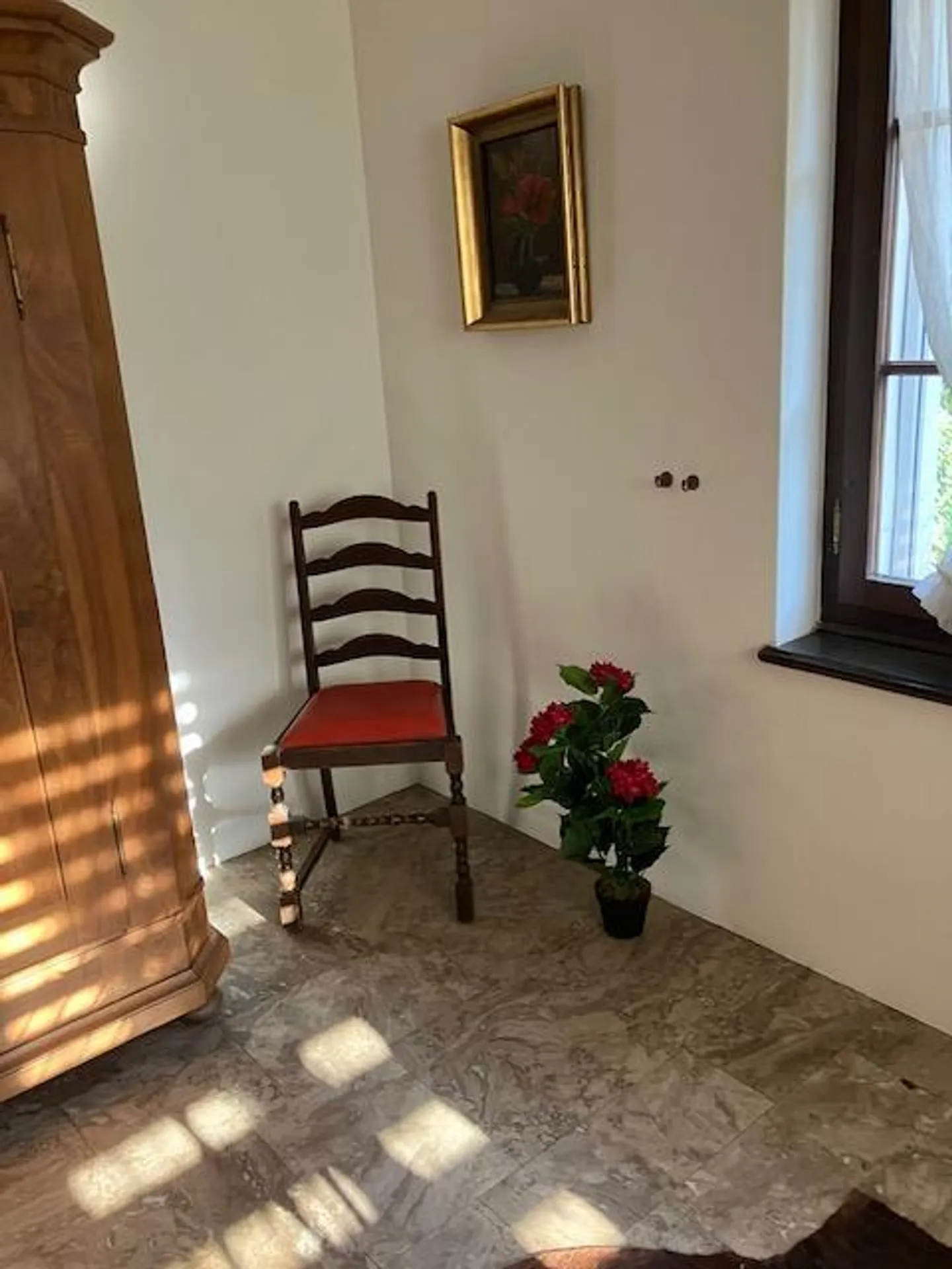 möbliertes Zimmer mit Bad - Photo 3 sur 4
