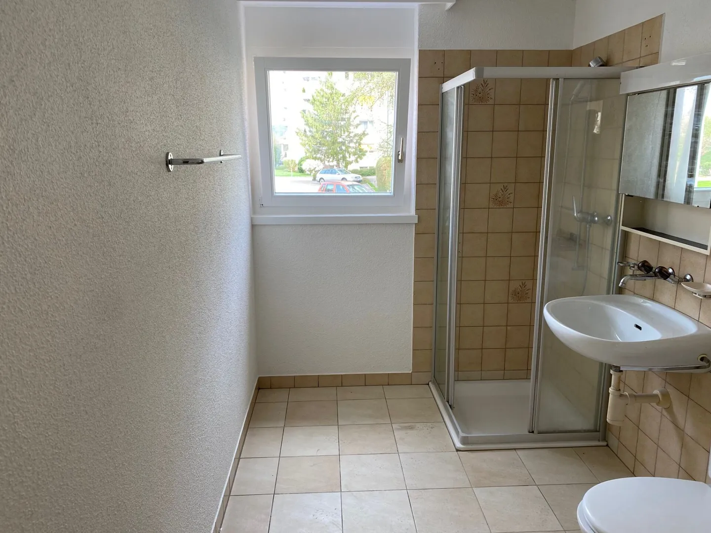 8 appartamenti attraenti, parzialmente ristrutturati - Foto 12 di 12