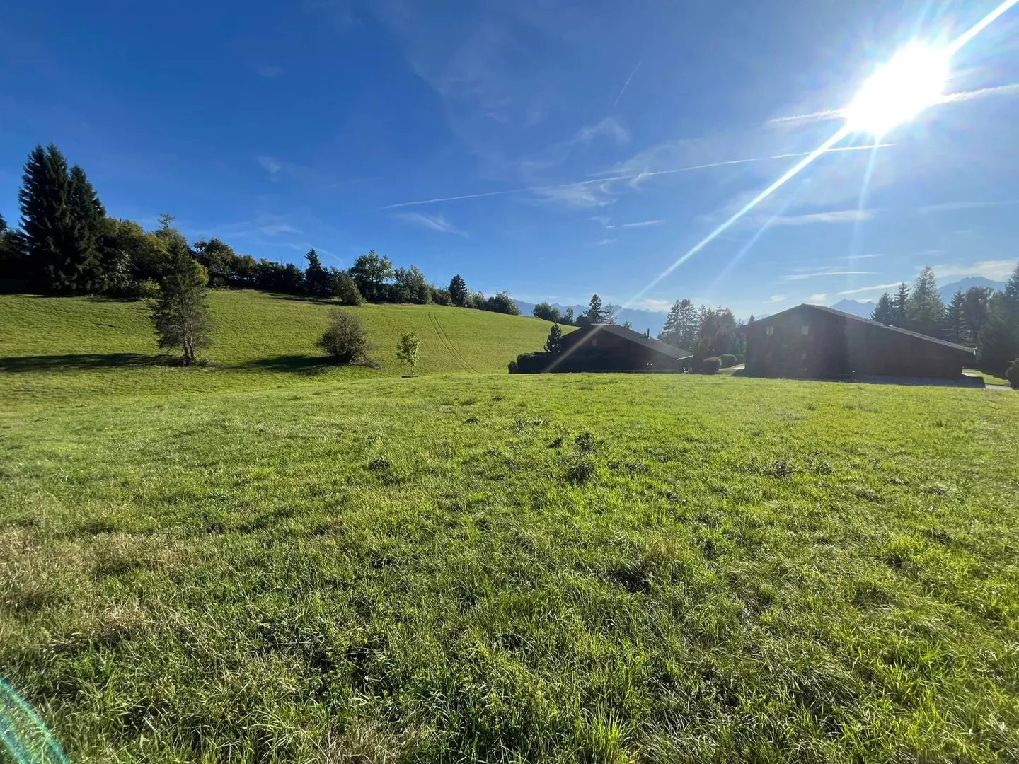 Chalet for sale - Photo 1 of 14