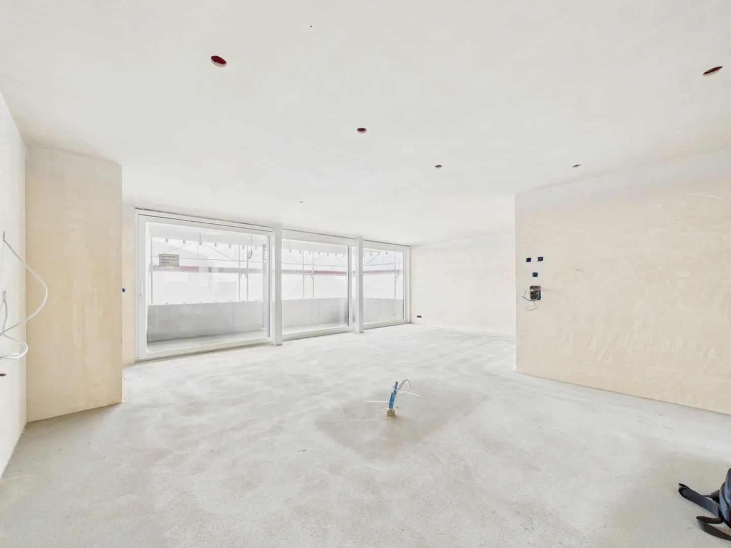 Moderne 5.5-Zimmer Neubauwohnung in Sattel - Foto 6 von 13