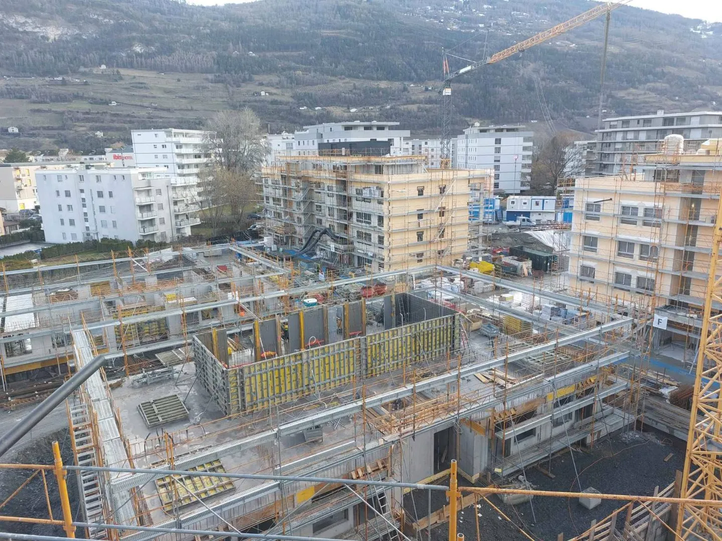 Lot J-002 - Appartamento 3.5 stanze al piano terra - Foto 10 di 12