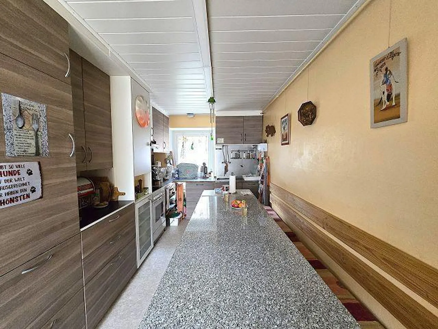 Maison 5 1/2 pièces en emplacement isolé avec beau jardin - Photo 8 sur 38
