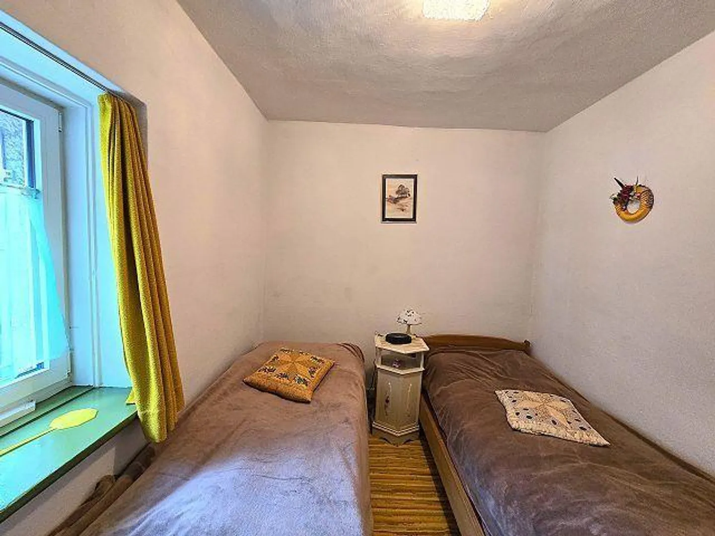 Maison 5 1/2 pièces en emplacement isolé avec beau jardin - Photo 12 sur 38