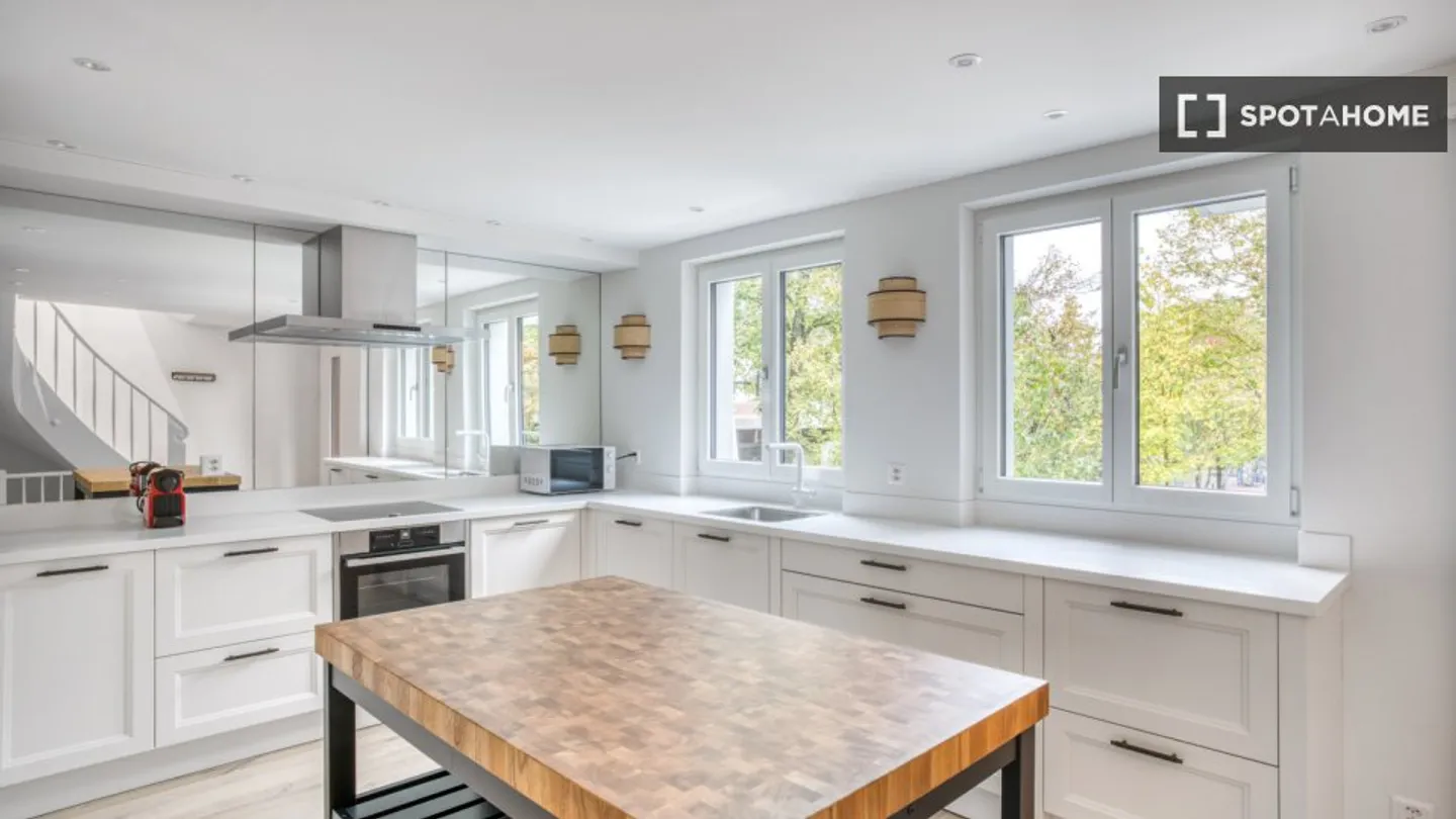 Scopri, visita e affitta la tua nuova casa online con piena fiducia. - Foto 9 di 18