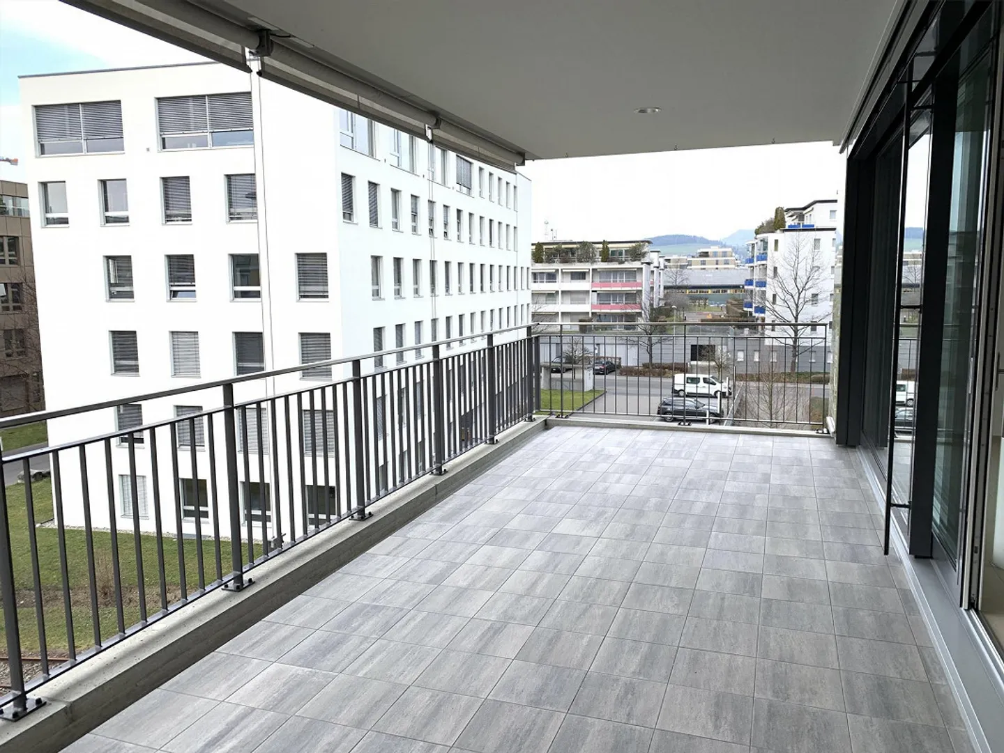 Grosszügige und helle 3.5-Zimmerwohnung (112 m2) - Foto 11 di 30