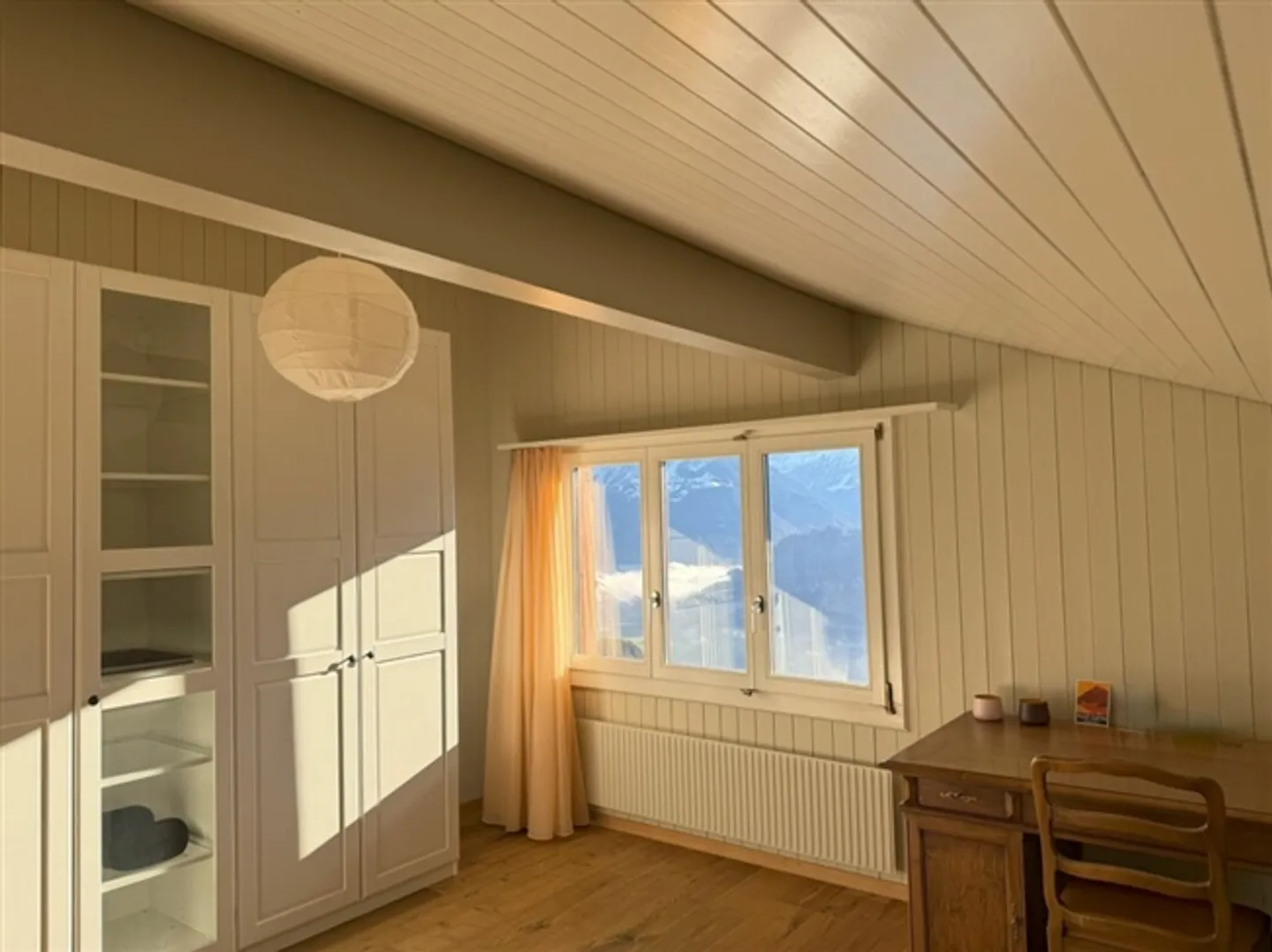 Holiday chalet or primary residence with very beautiful, unobstructed lake and mountain views - Photo 19 of 20