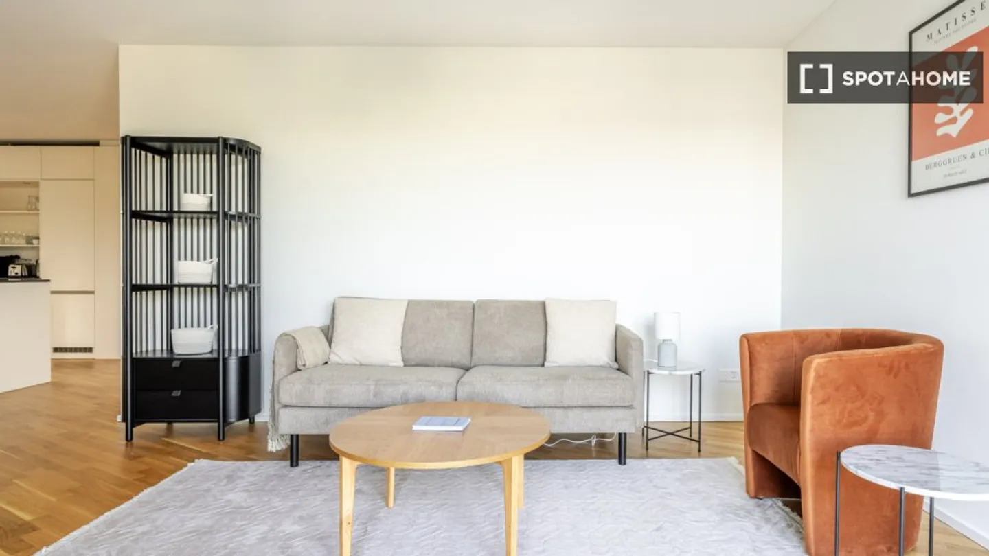 Appartement à louer - Photo 2 sur 18