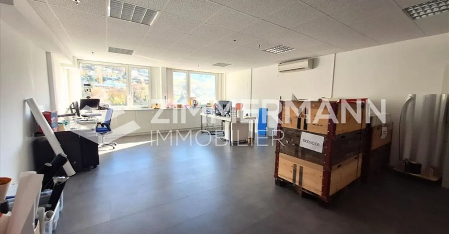 Mischgenutztes Gebäude mieten - Foto 6 von 13