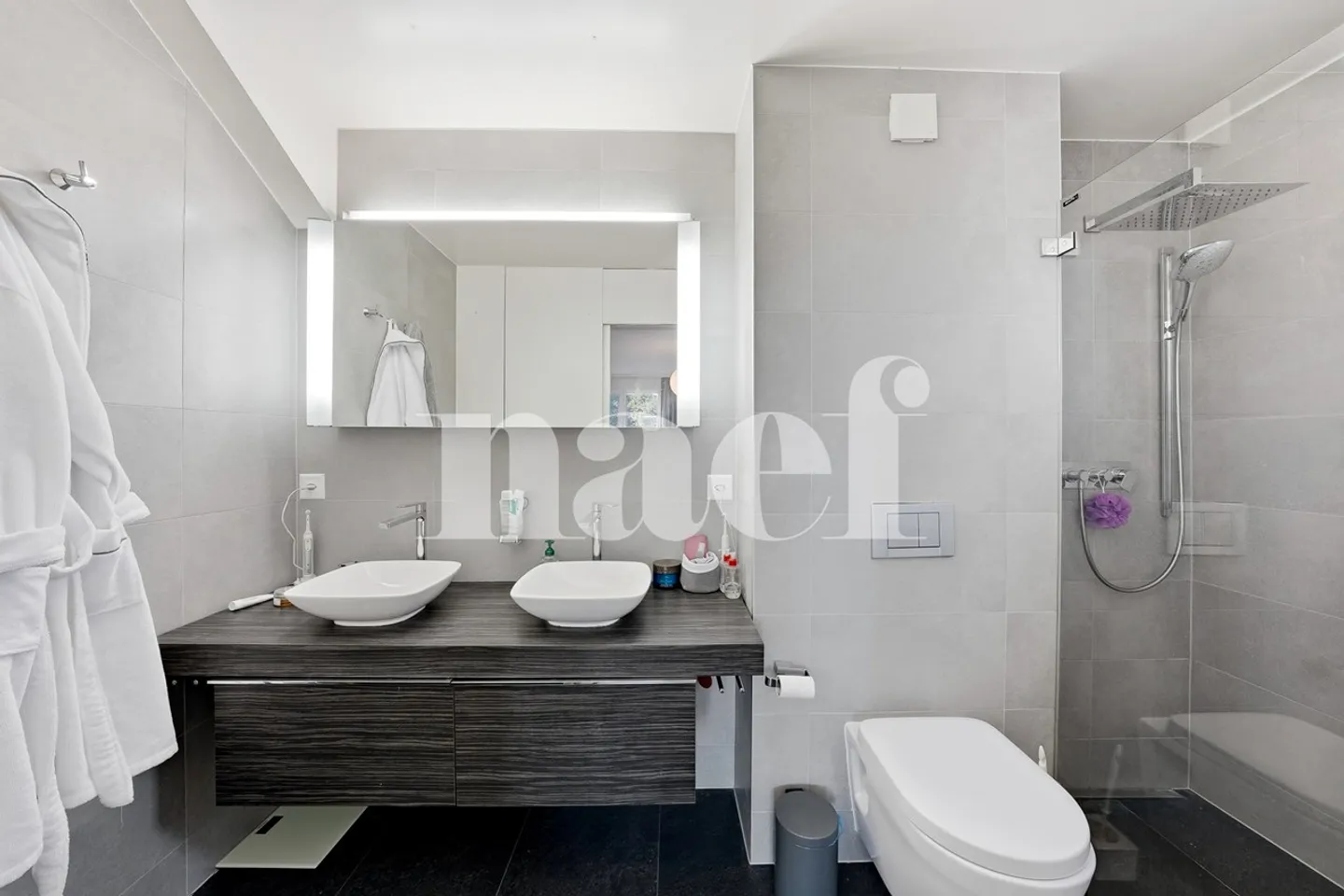 Esclusiva: 4.5 stanze in un edificio recente - Foto 8 di 8