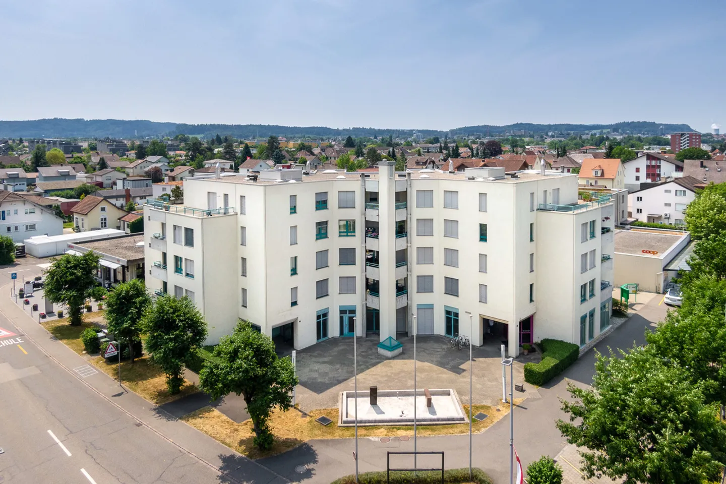Parking space for rent at Hauptstrasse 50 in Aarau Rohr - Photo 1 of 1