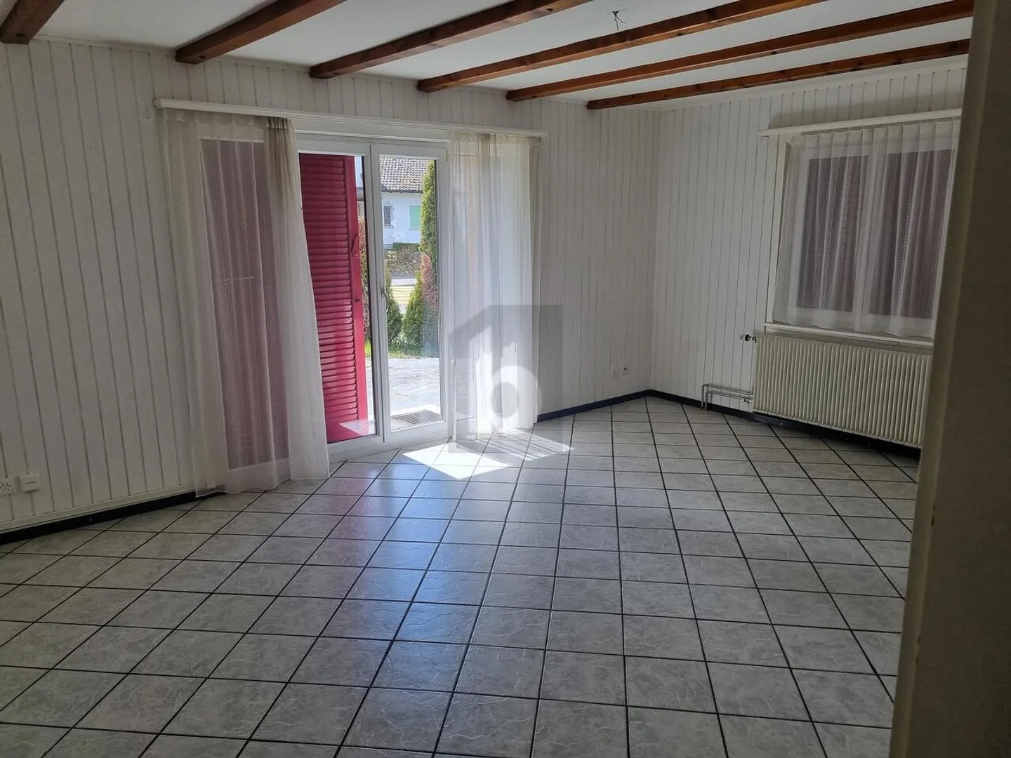 Appartement Charmant avec Jardin - Photo 3 sur 6