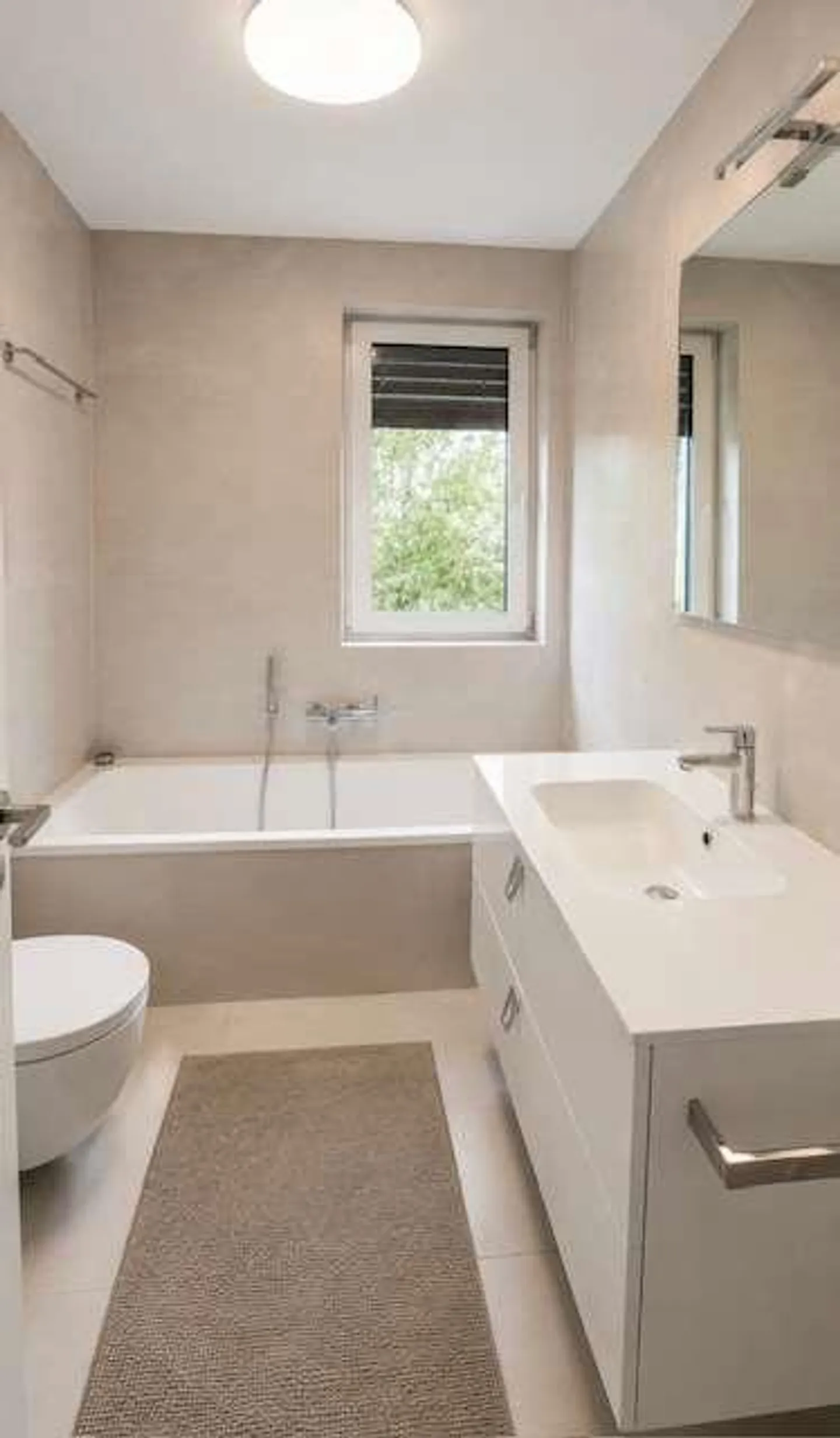Appartamento contemporaneo elegante vicino ai servizi - Foto 9 di 13