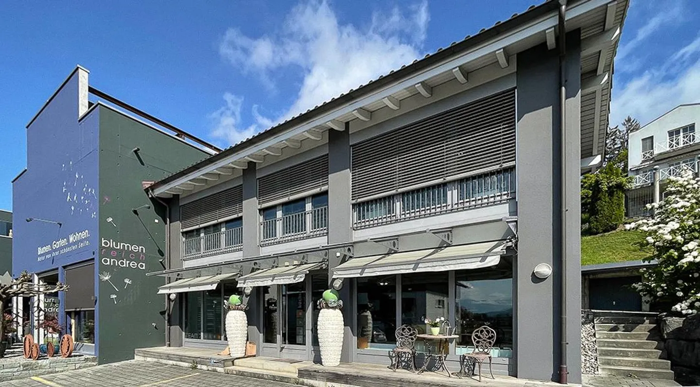 Propriété commerciale et résidentielle avec terrasse sur le toit unique - Photo 2 sur 15