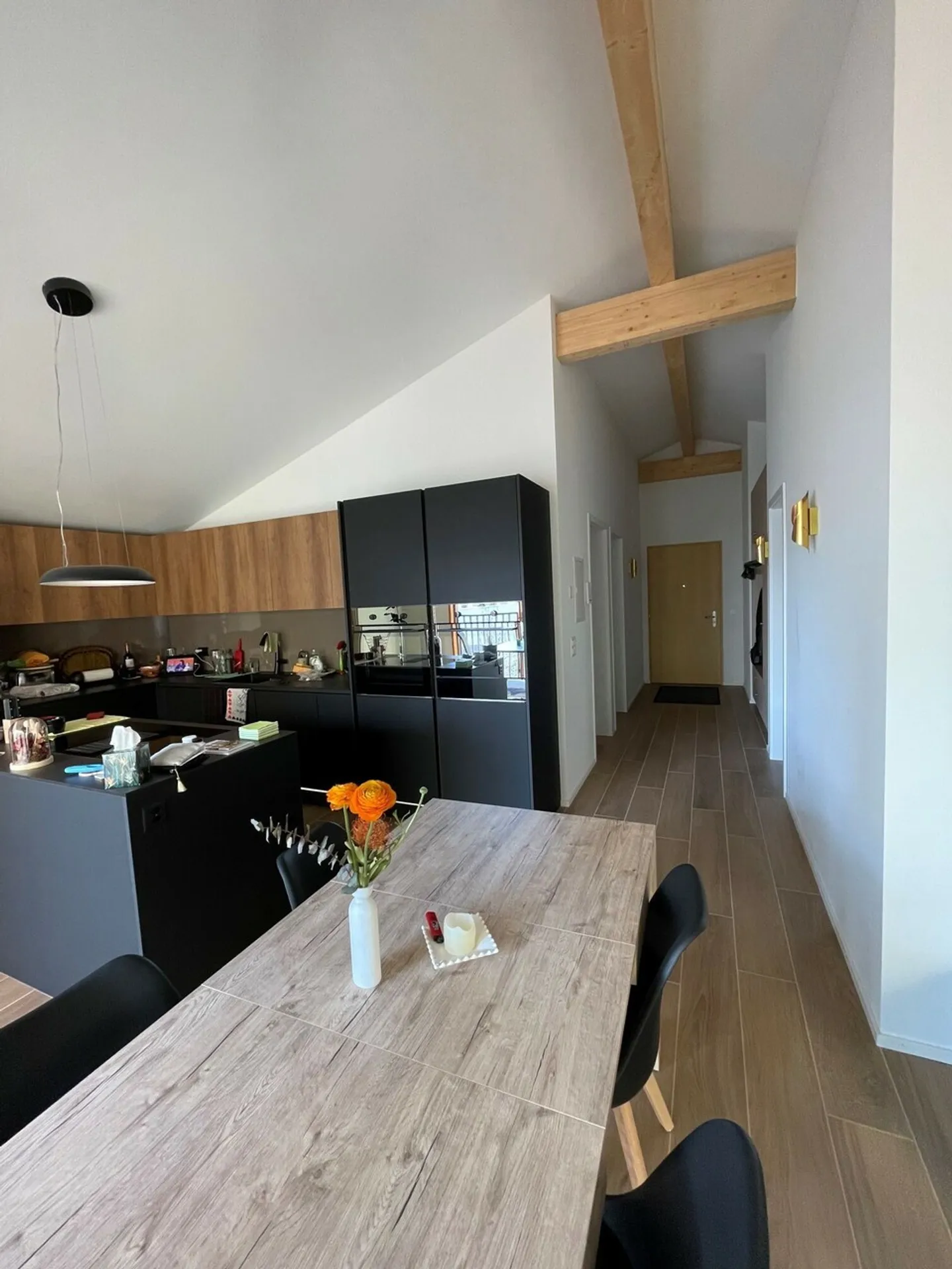 In condivisione, camera arredata e affascinante nel cuore di Montreux - Foto 7 di 7