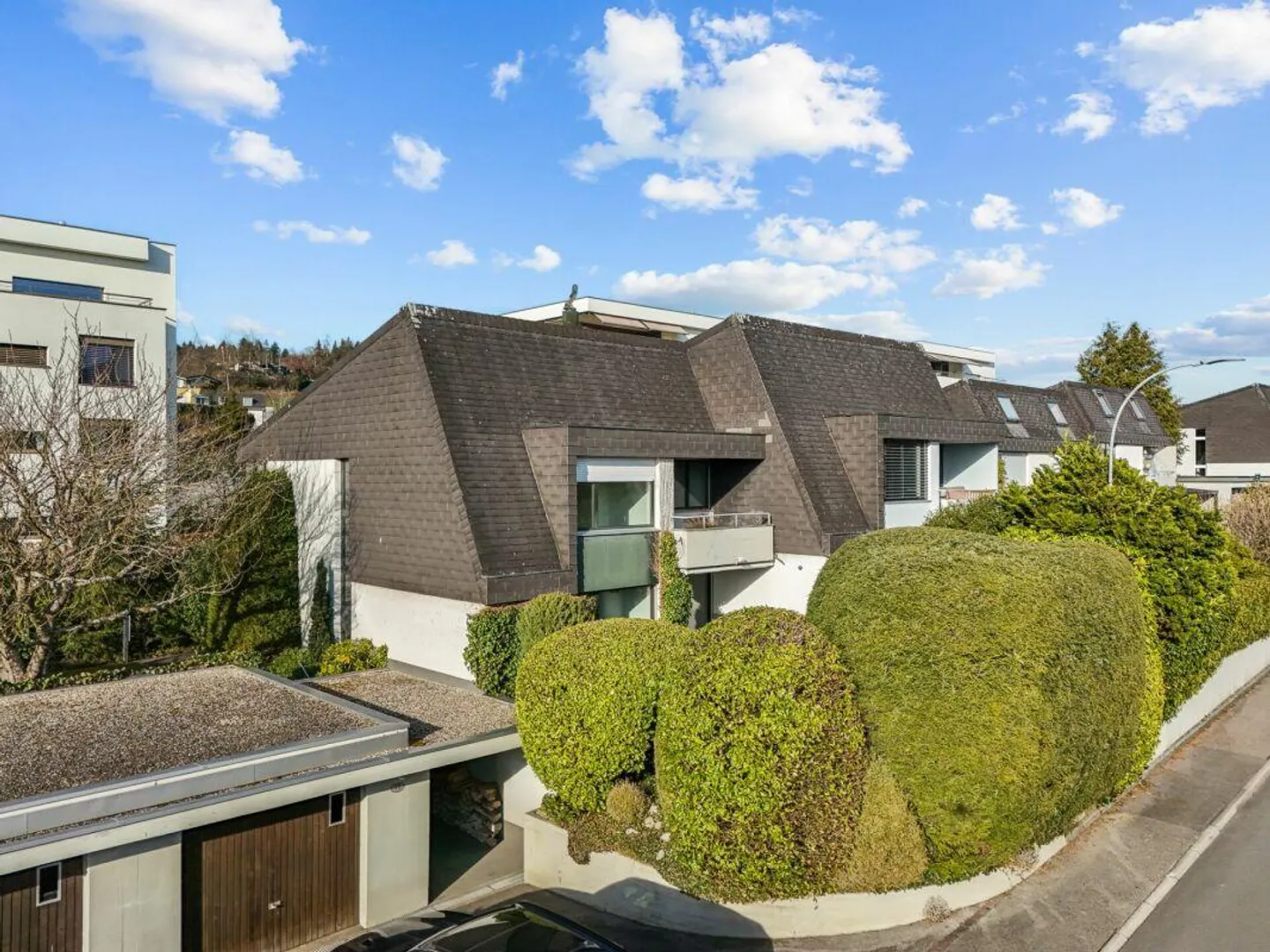 Semi-detached house - Photo 2 of 6