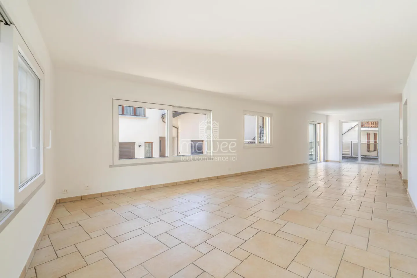 Appartamento ristrutturato nel 2026 con grande terrazza in un piccolo edificio - Foto 2 di 13