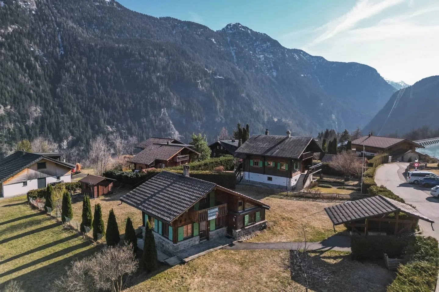 Chalet di fronte alla funivia di Marécottes - Foto 3 di 6