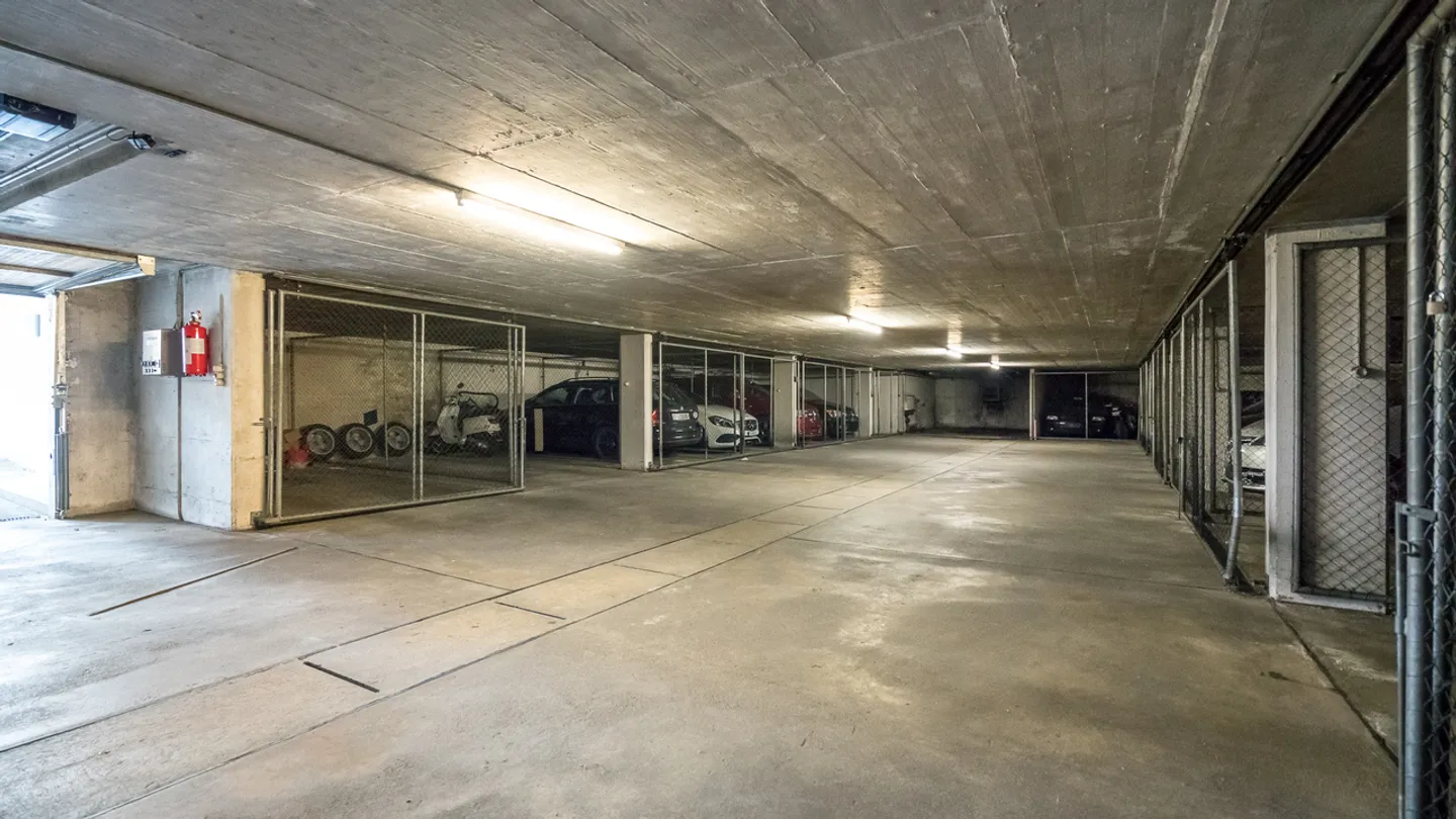 Parking Space in Dietikon - Photo 2 of 2