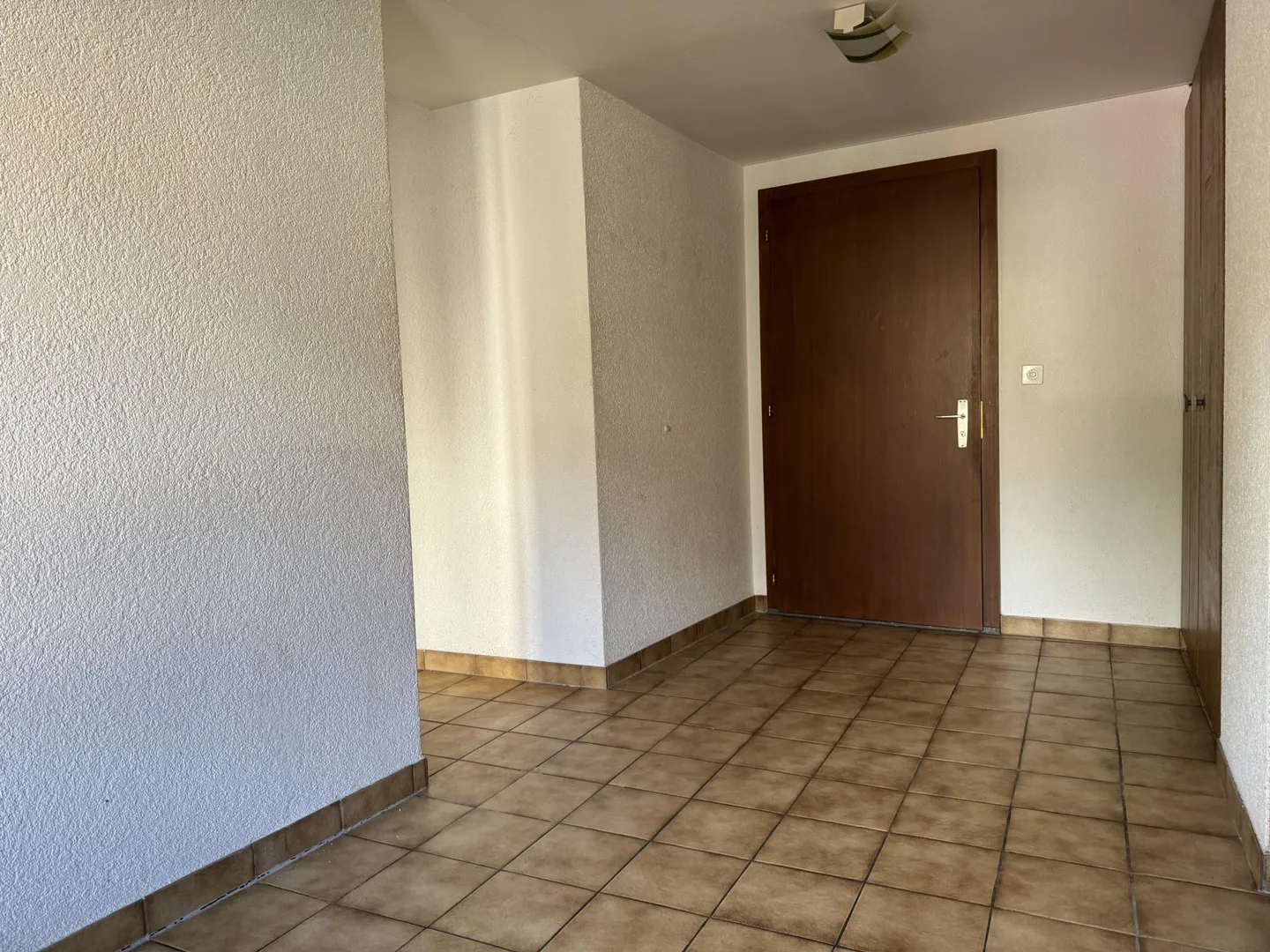 Spazioso appartamento 2.5 vicino a Piazza Centrale - Foto 5 di 8