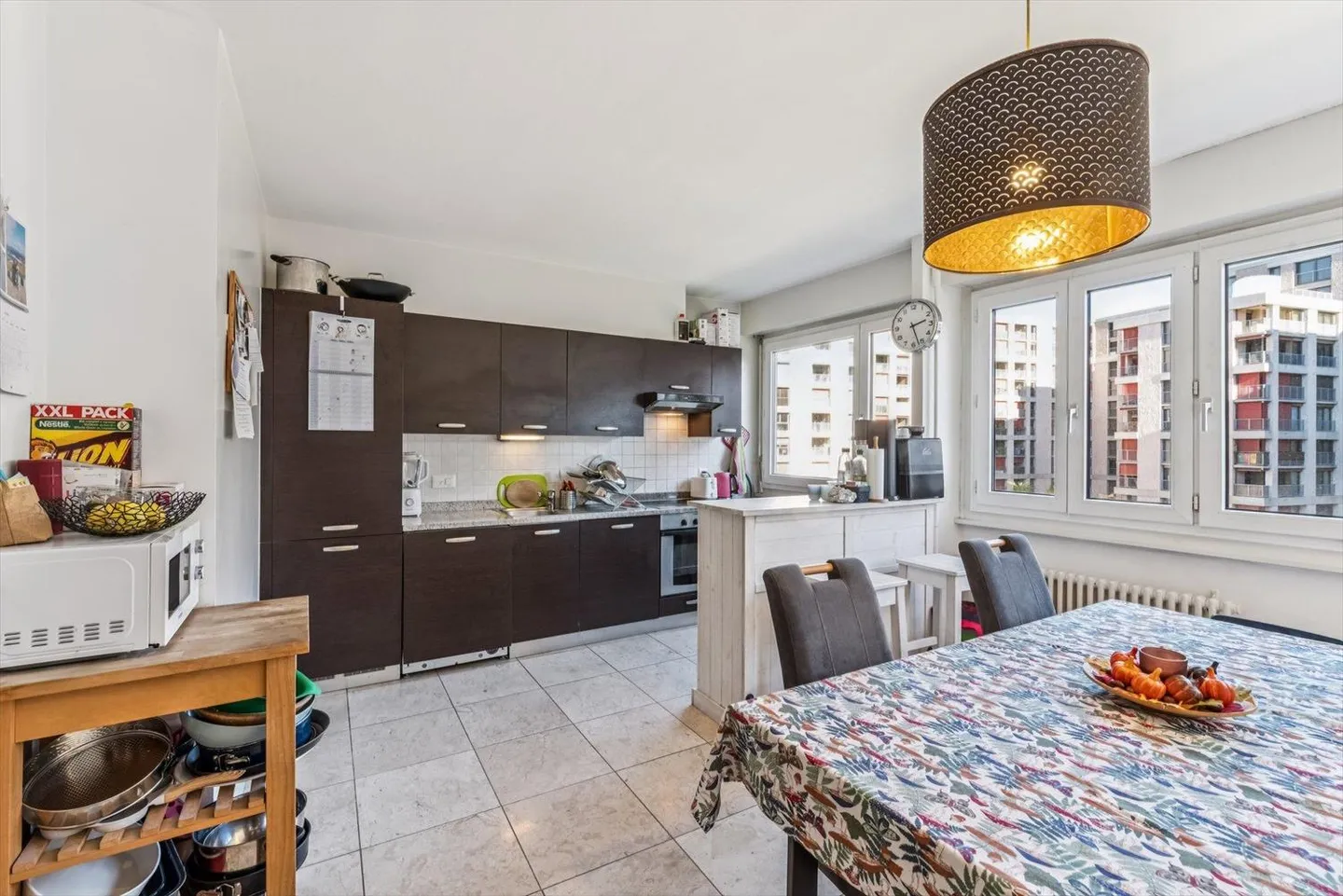 EXKLUSIV - Geräumige 4-Zimmer-Wohnung mit Balkon - Foto 3 von 12