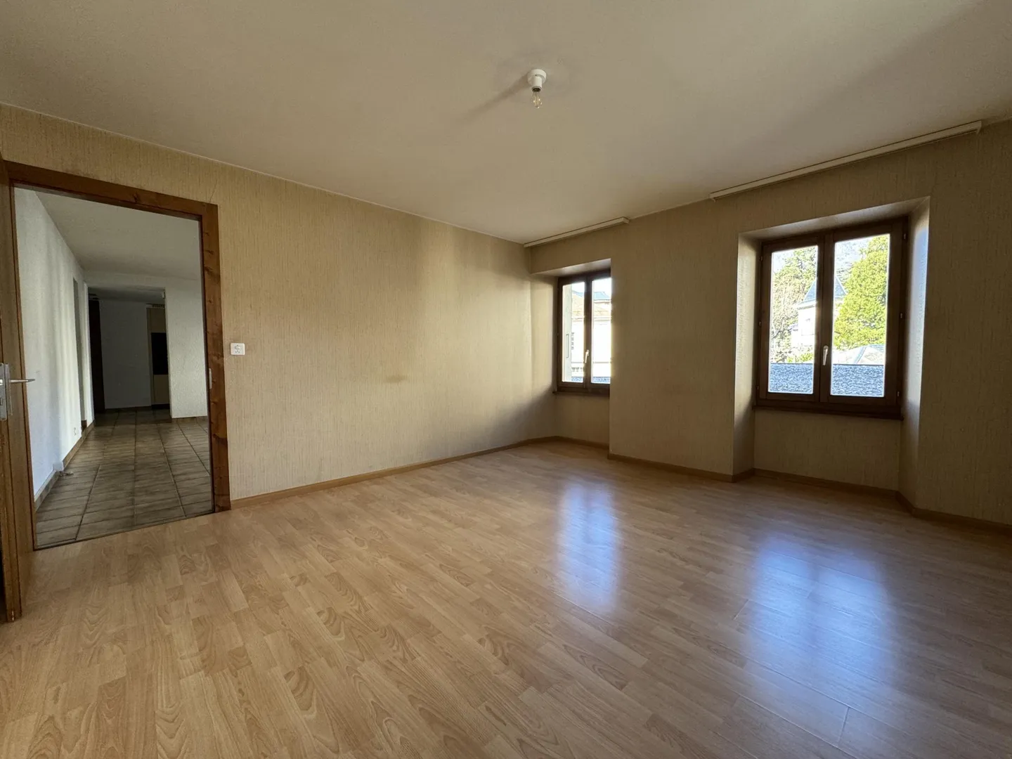 Spazioso appartamento 2.5 vicino a Piazza Centrale - Foto 7 di 8