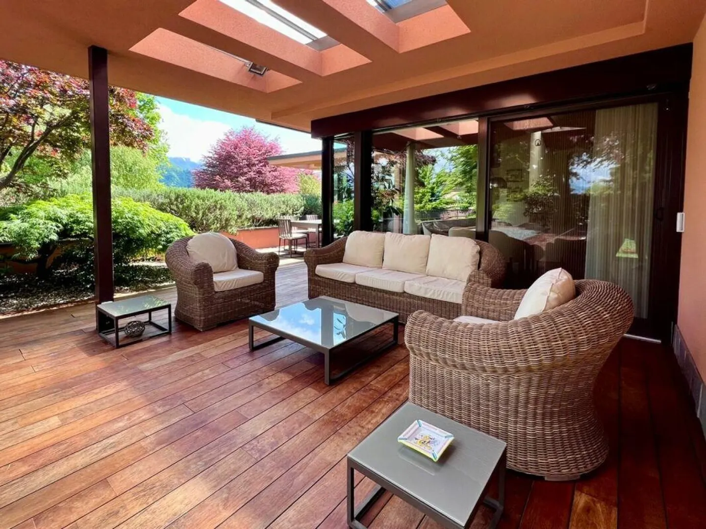 Villa Elegante Vicino alla TASIS - Foto 2 di 11