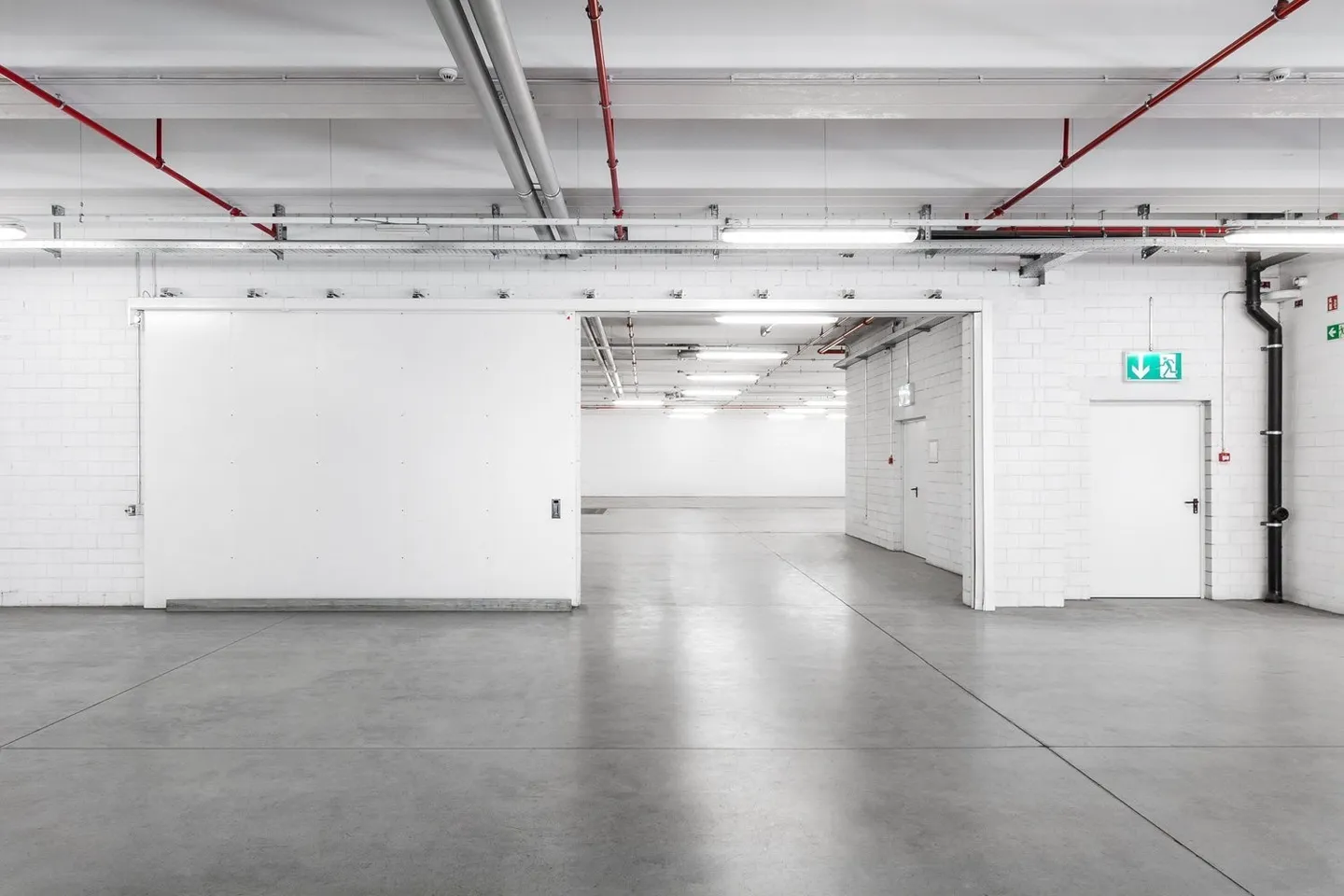 CADENAZZO -  Ampio magazzino/laboratorio di 3'260 mq in affitto a Cadenazzo. - Foto 14 di 24