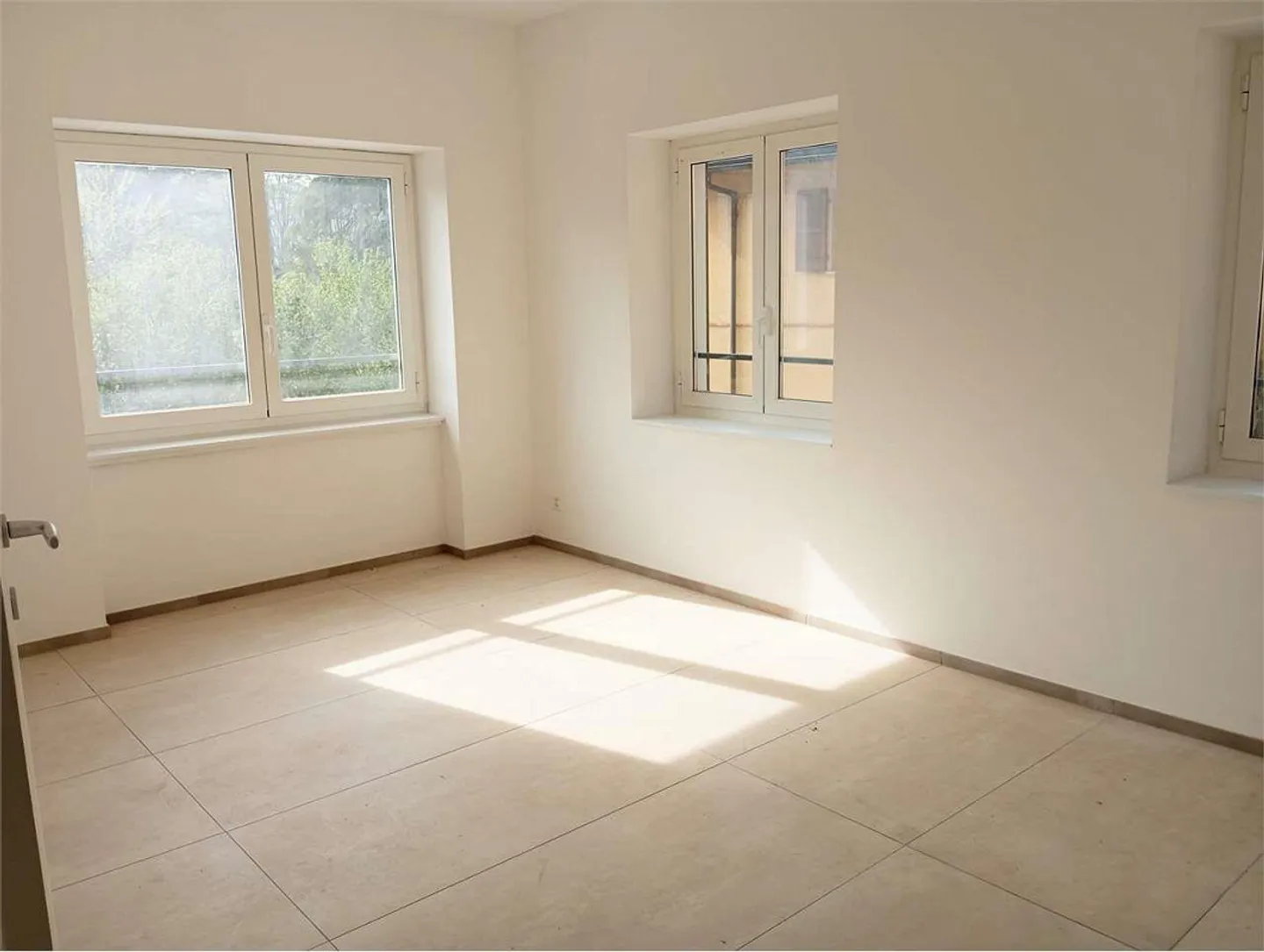 Elegant apartment with attic in Figino - Photo 7 of 13