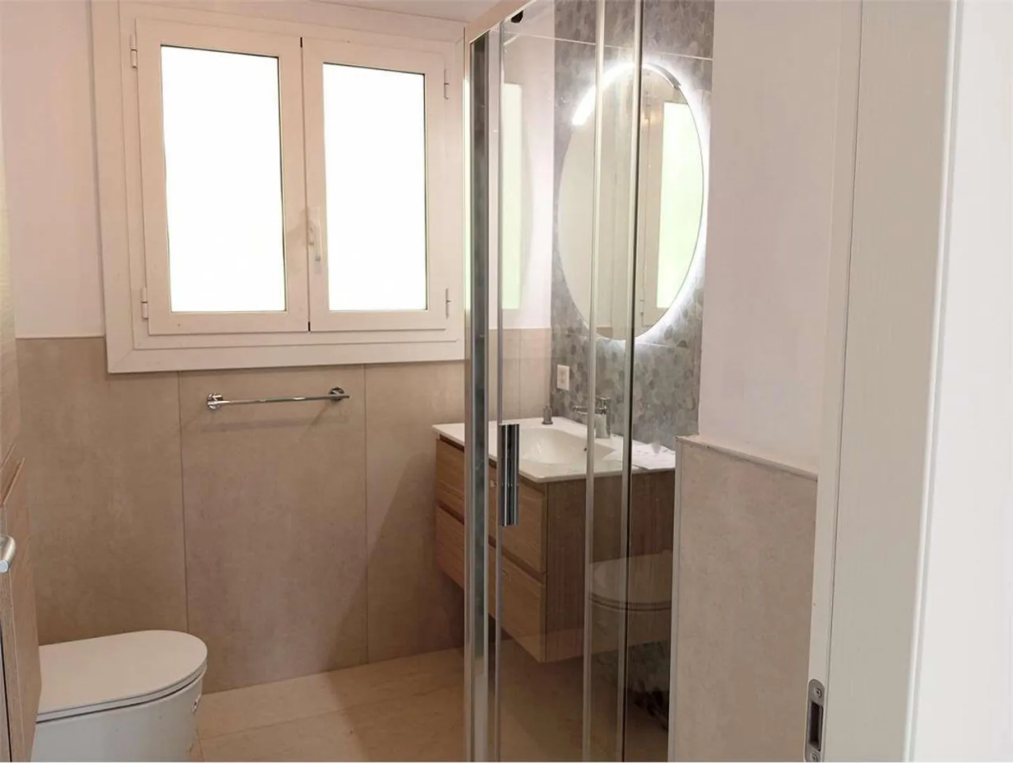 Elegant apartment with attic in Figino - Photo 9 of 13