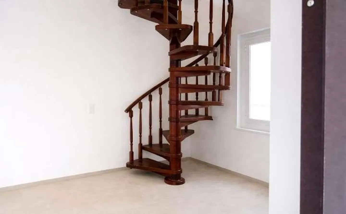 Elegant apartment with attic in Figino - Photo 10 of 13