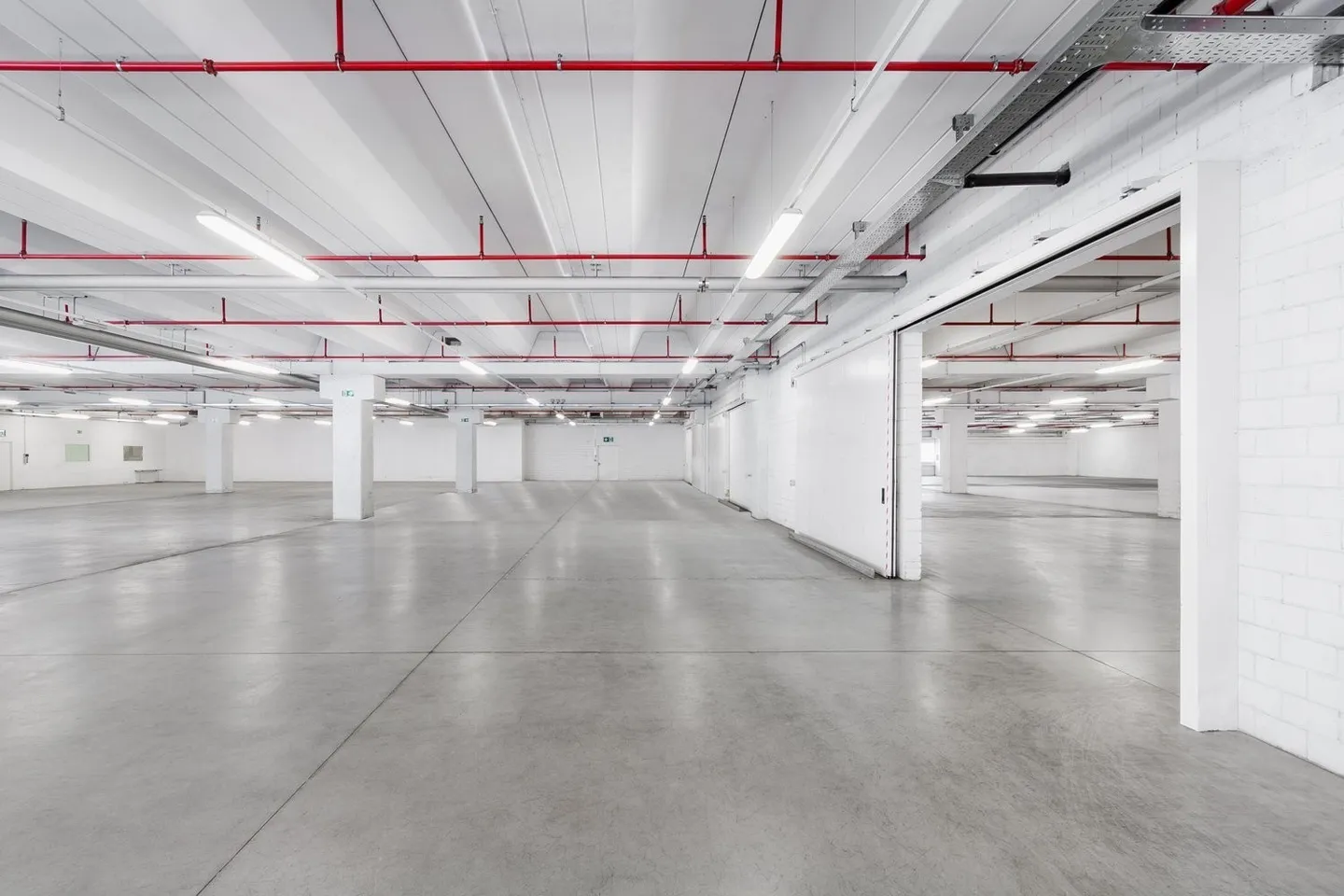 CADENAZZO -  Ampio magazzino/laboratorio di 3'260 mq in affitto a Cadenazzo. - Foto 12 di 24