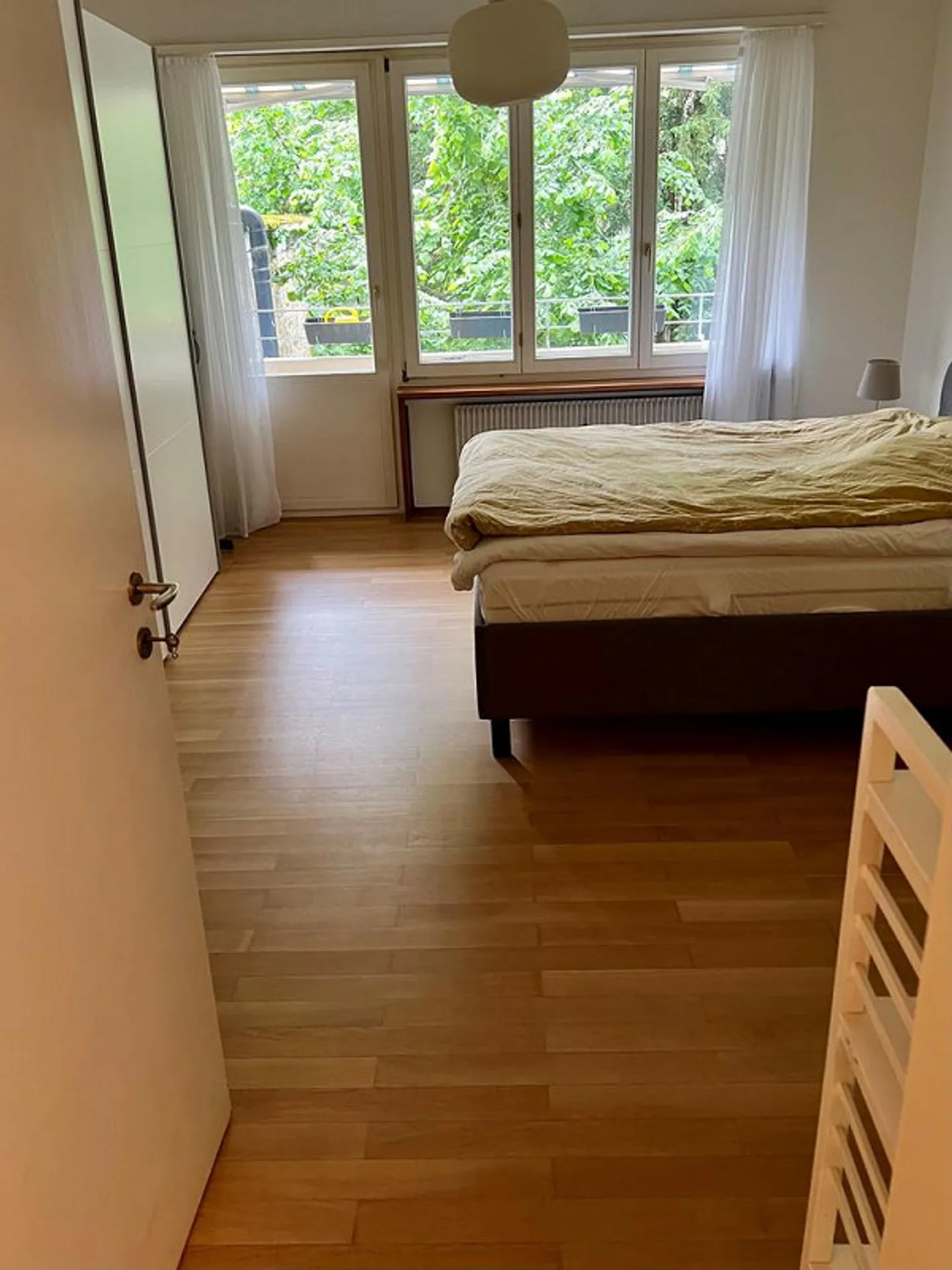 Spacious Living in the St. Alban District! - Photo 5 of 7