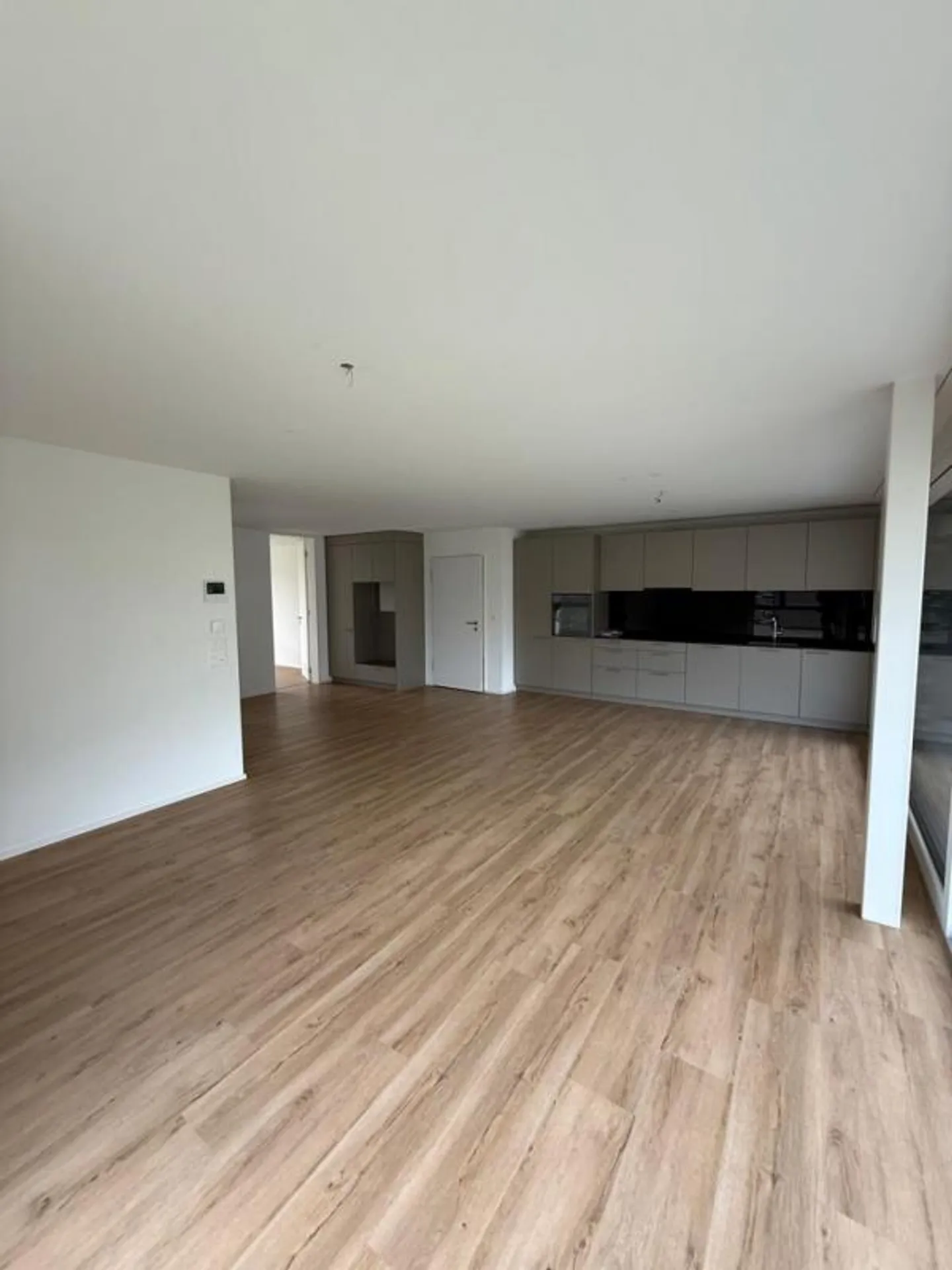 Appartement en attique avec grande terrasse - Photo 6 sur 9